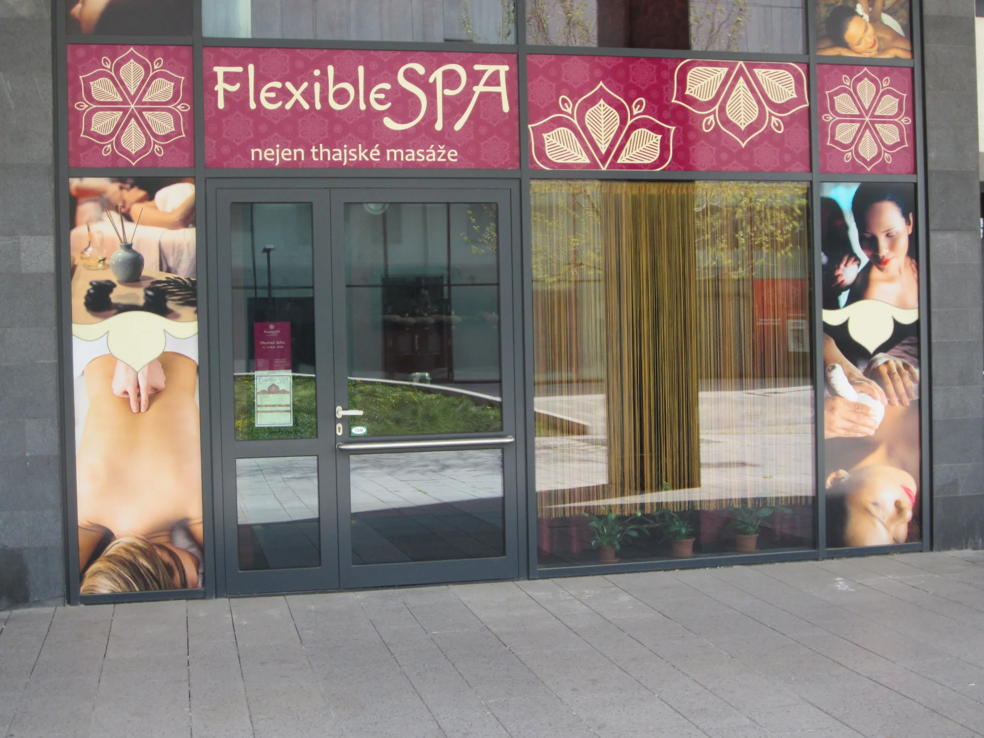 Celotělová masáž ve Flexible SPA: Bali či aromatická olejová pro 1 i 2 osoby
