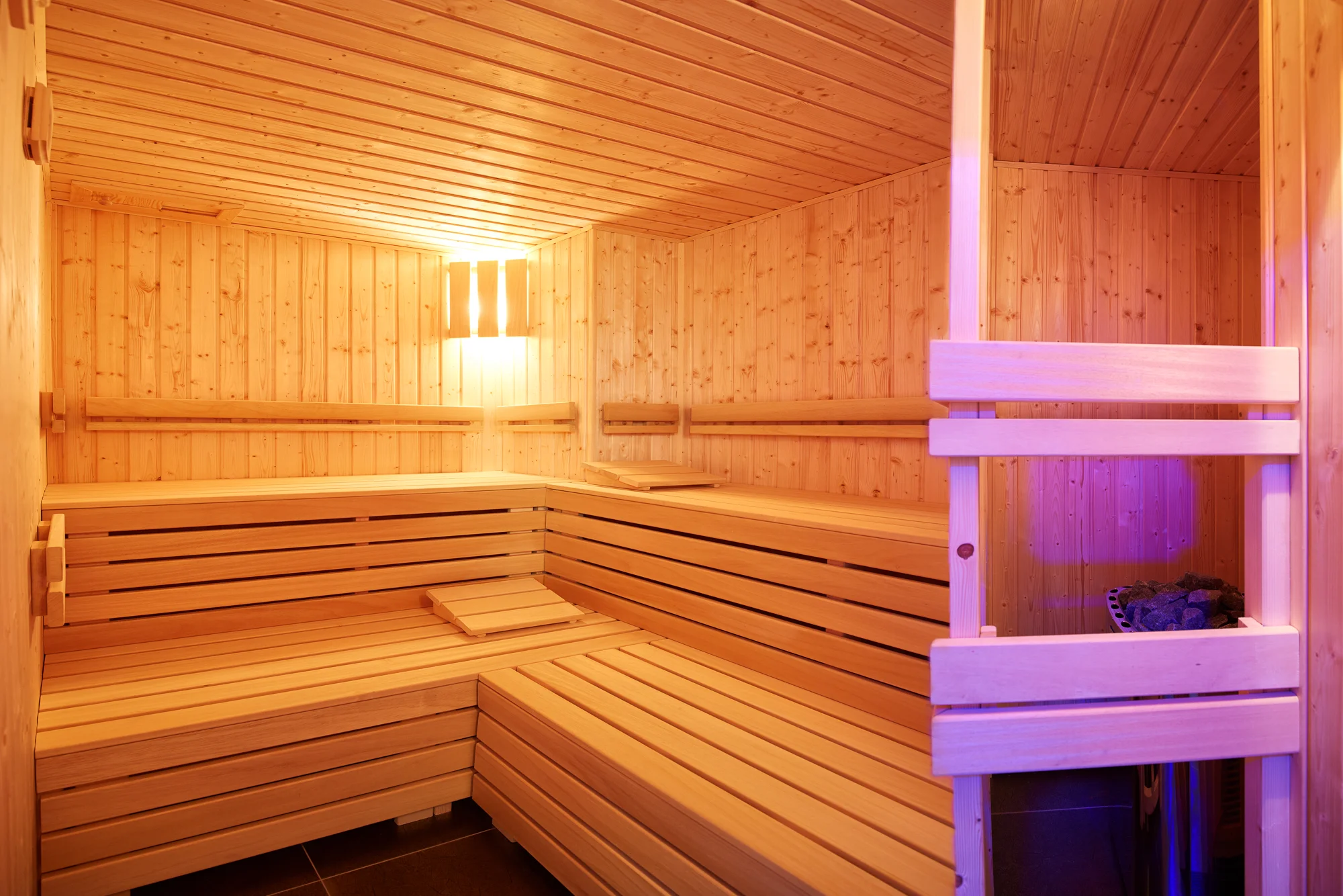 4* hotel jen 2 min. od kolonády: jídlo, neomezený wellness i procedury