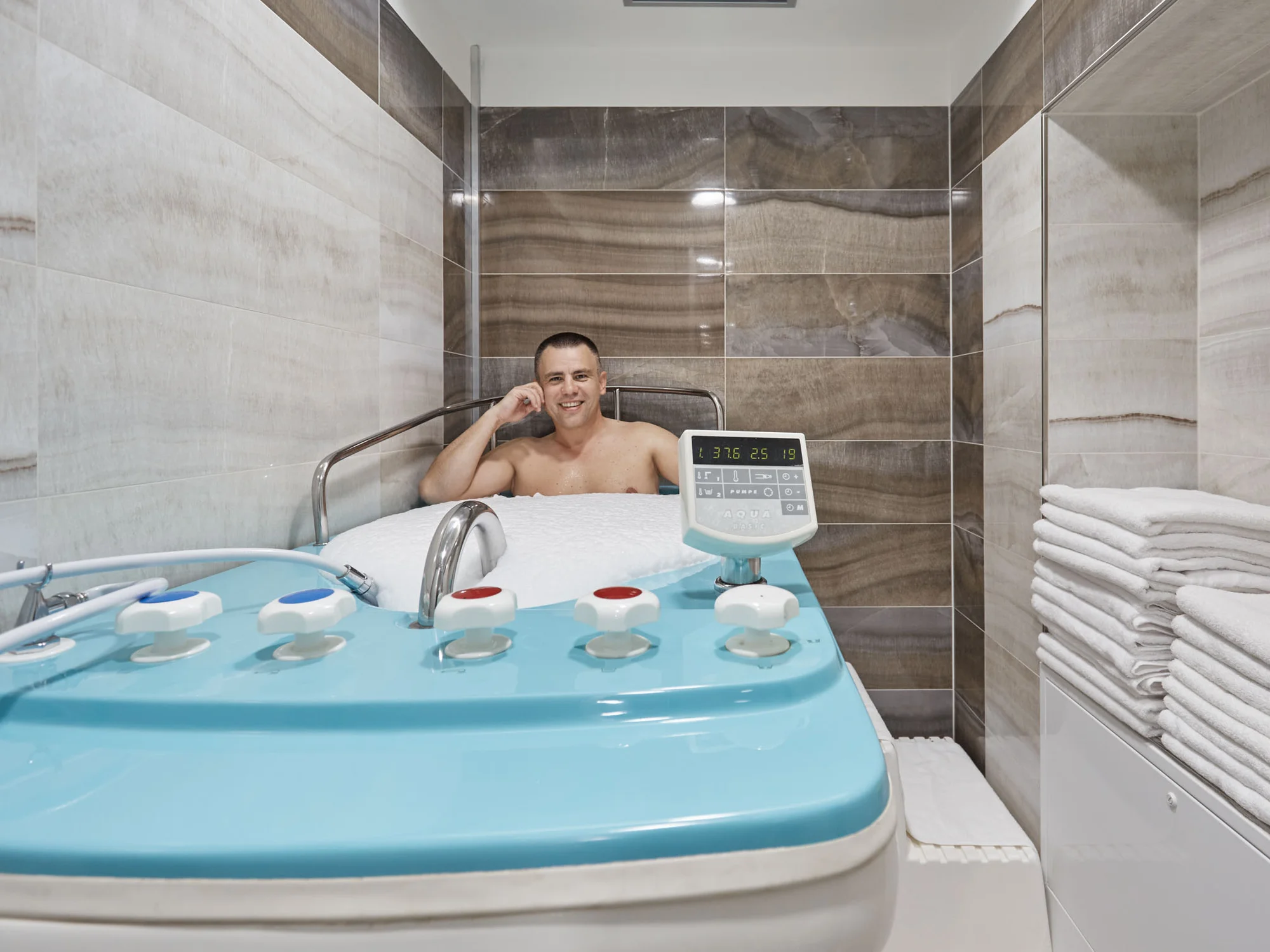 Relax v Karlových Varech: pobyt s jídlem i wellness a lázeňskými procedurami