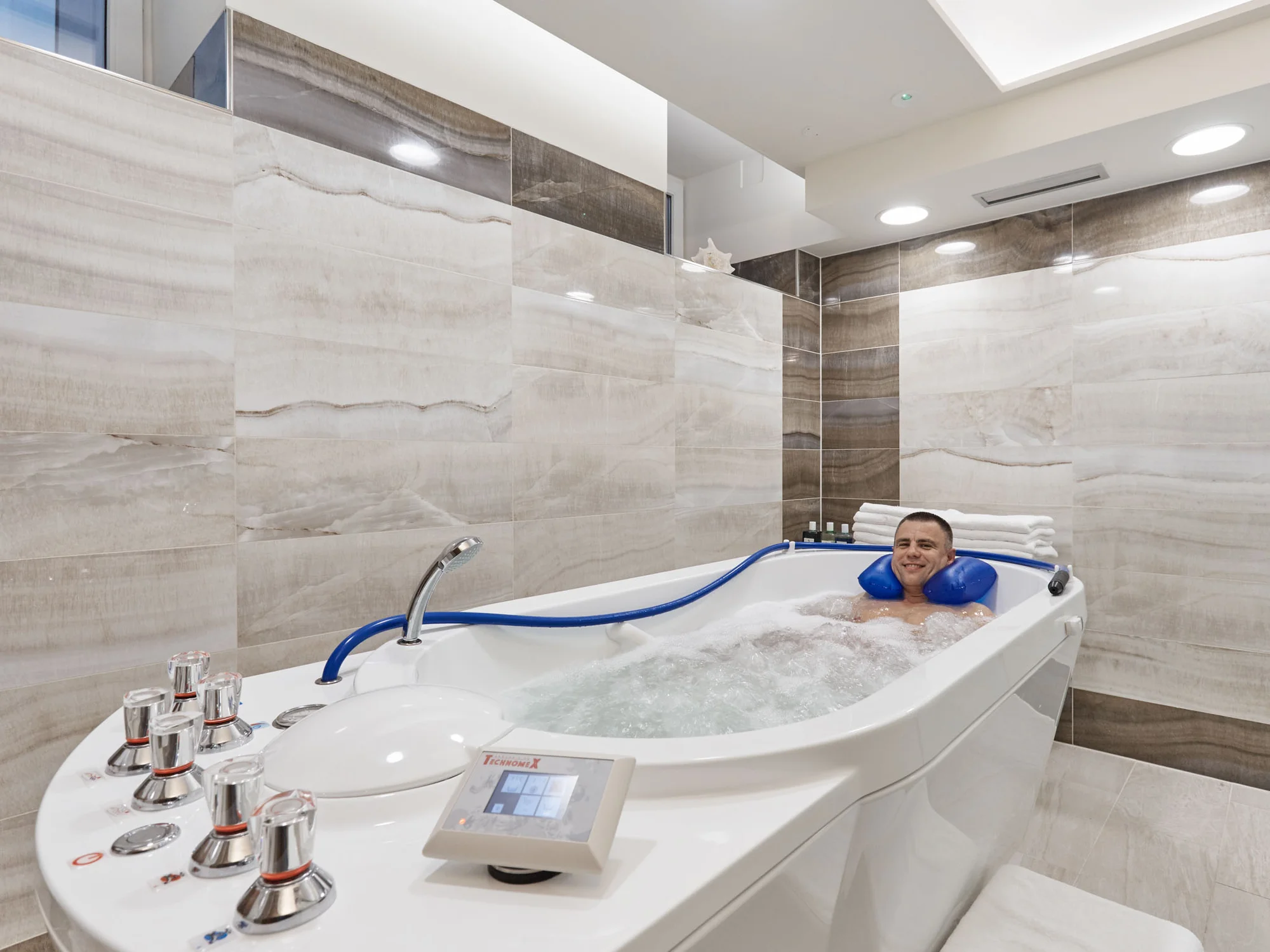 Relax v Karlových Varech: pobyt s jídlem i wellness a lázeňskými procedurami