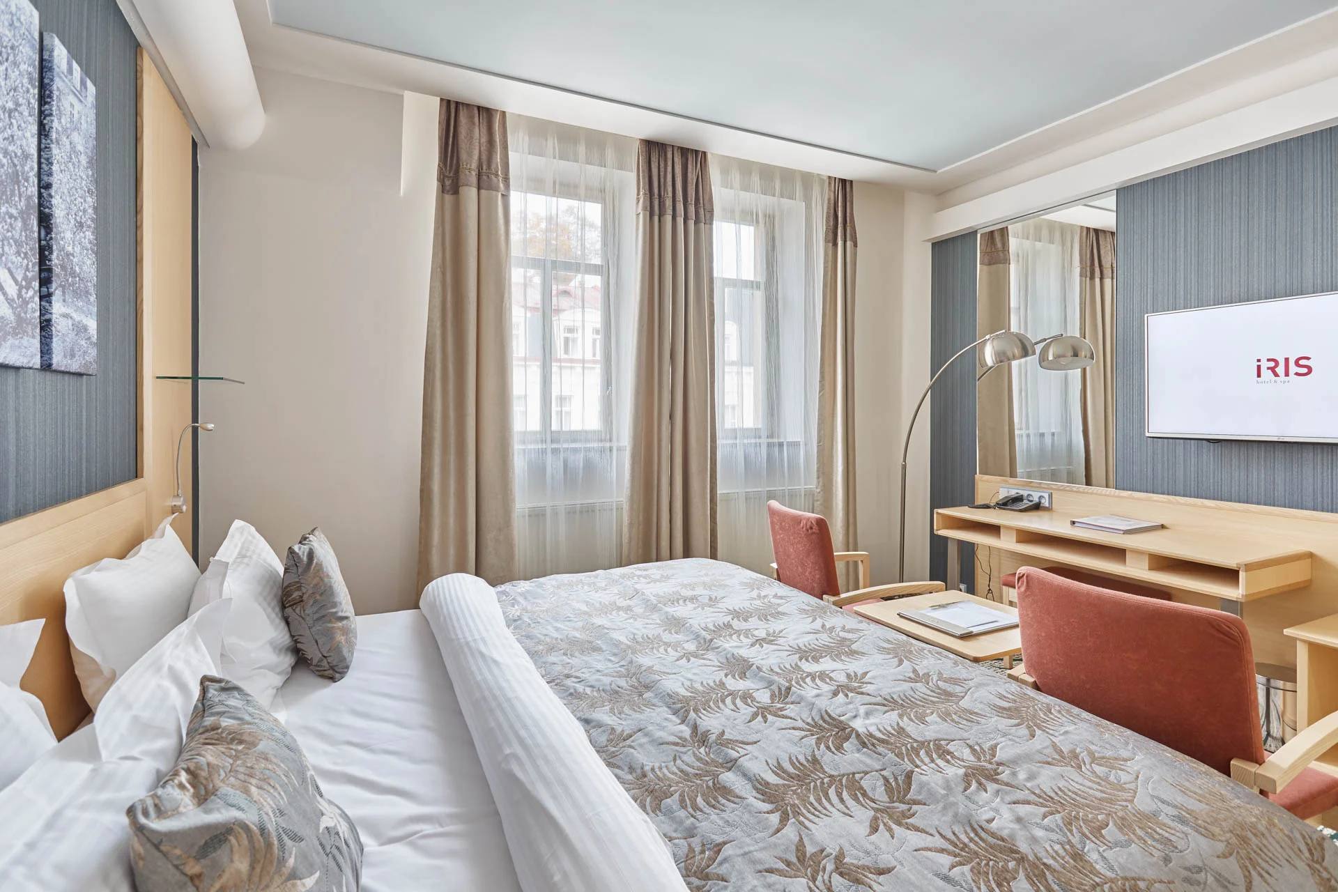 4* hotel jen 2 min. od kolonády: jídlo, neomezený wellness i procedury