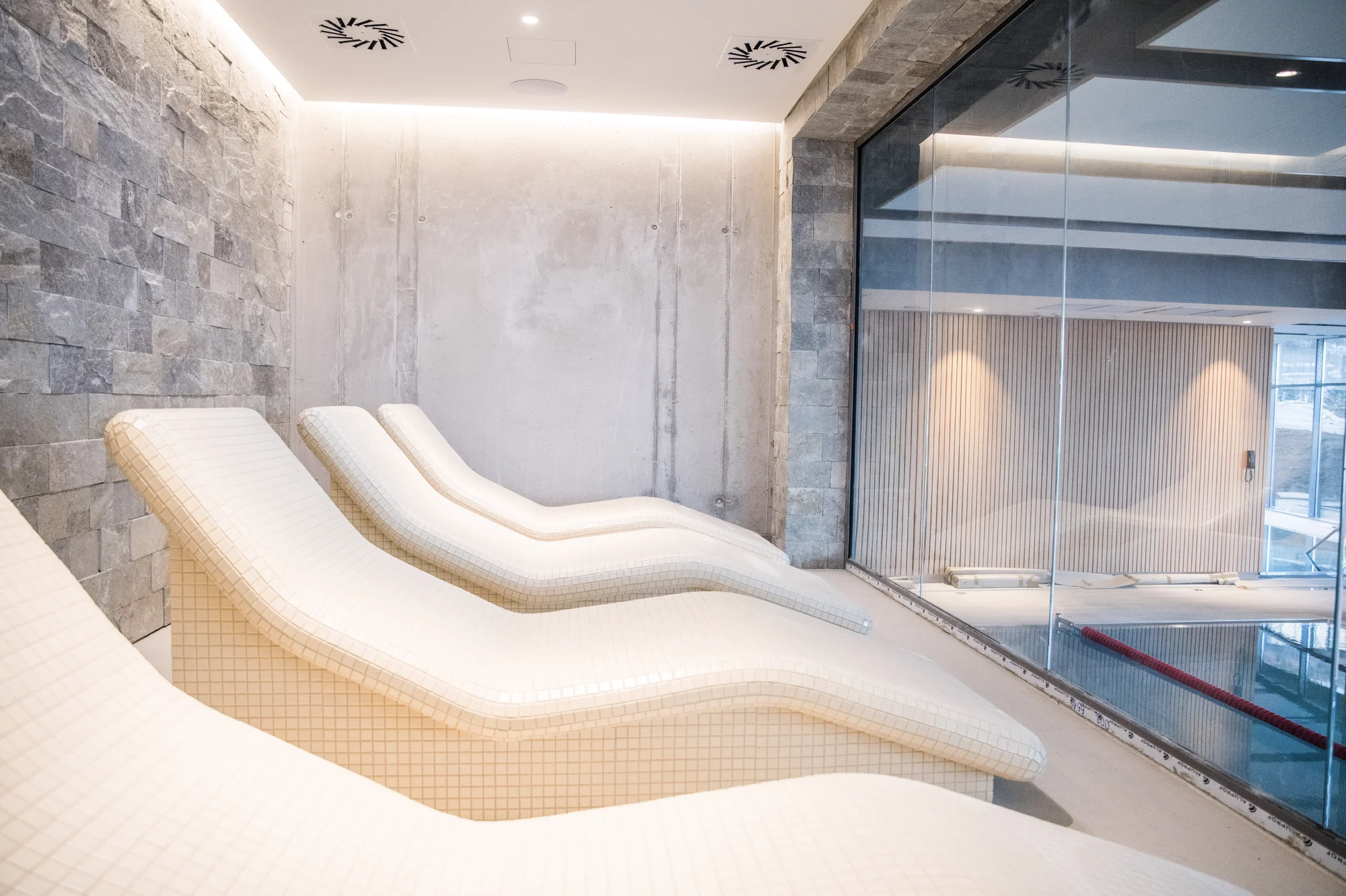 Polské Krkonoše: moderní eco friendly hotel, jídlo a neomezený wellness s výhledem