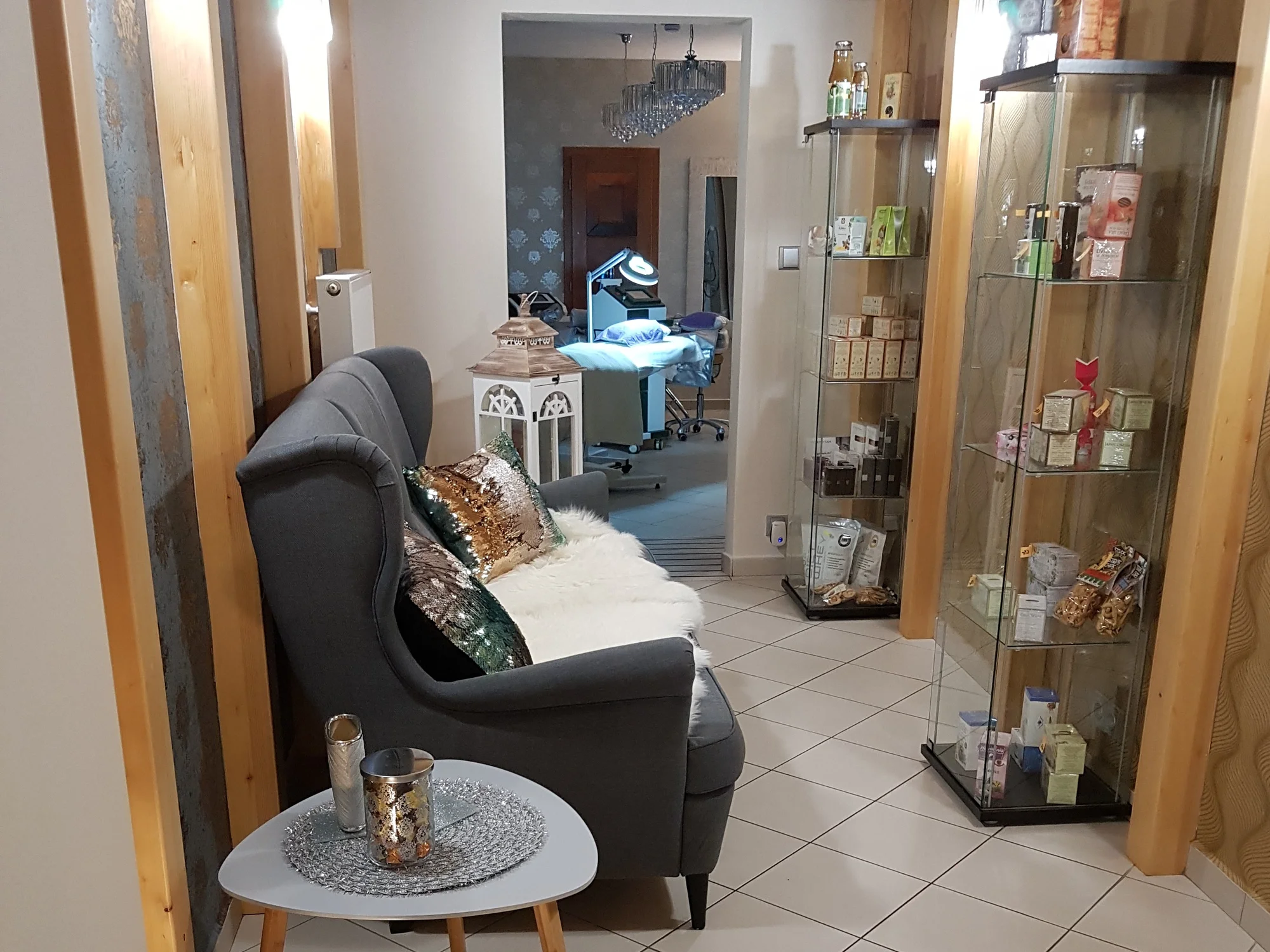 Balíčky pro detox, zpevnění i rozmazlení: lymfodrenáž, EMS, zábal i ošetření pleti