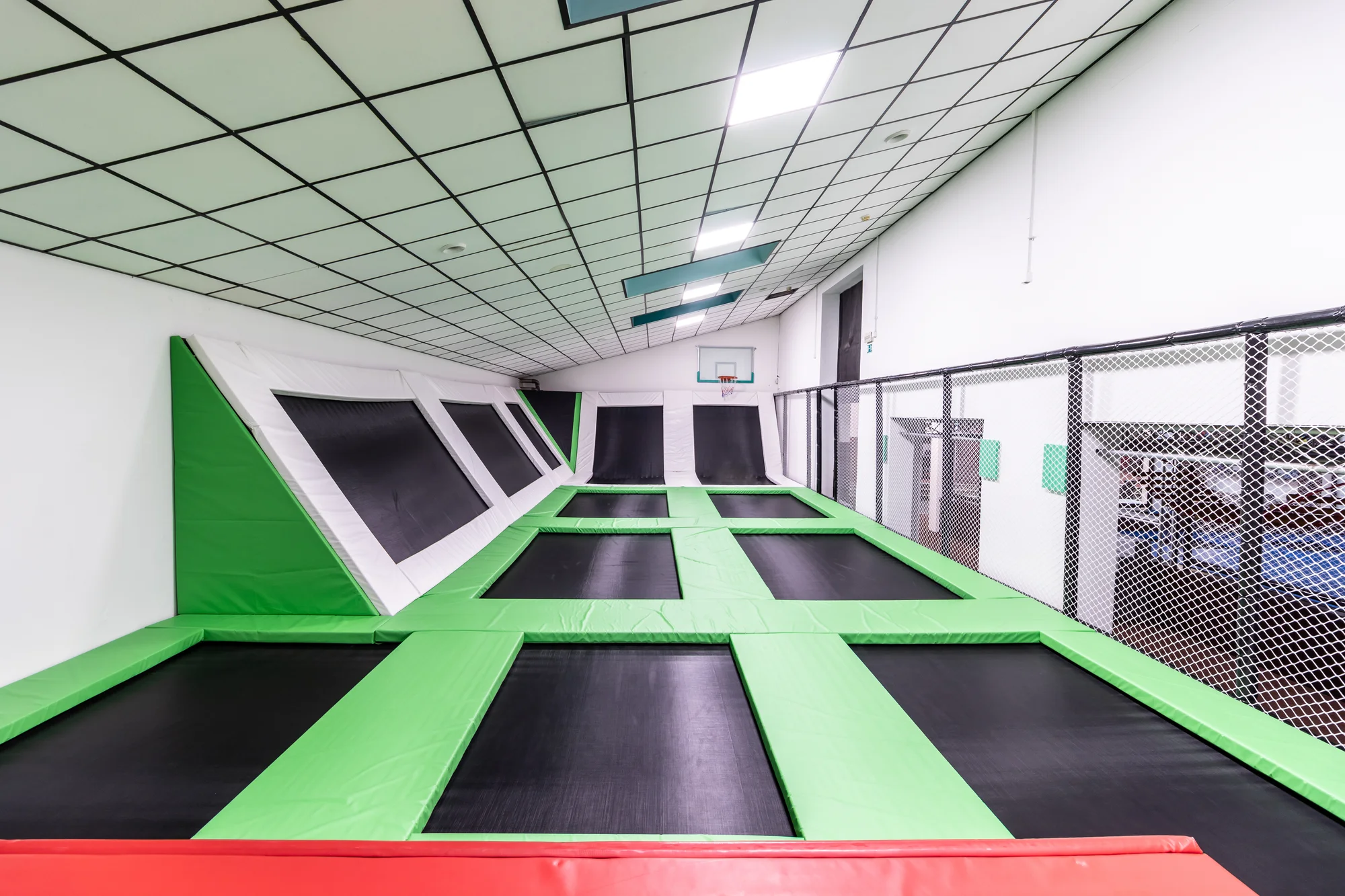 Trampolínový ráj se spoustou atrakcí: 1 nebo 2 hodiny pro malé i velké