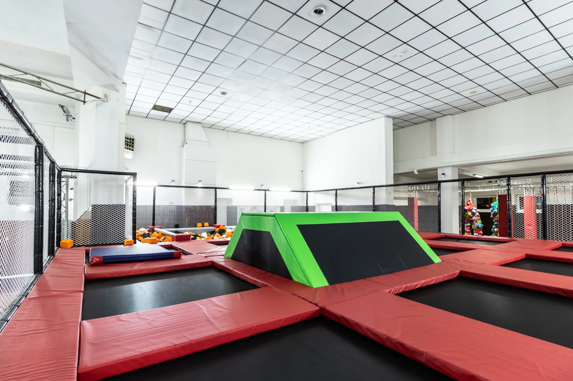 Trampolínový ráj se spoustou atrakcí: 1 nebo 2 hodiny pro malé i velké