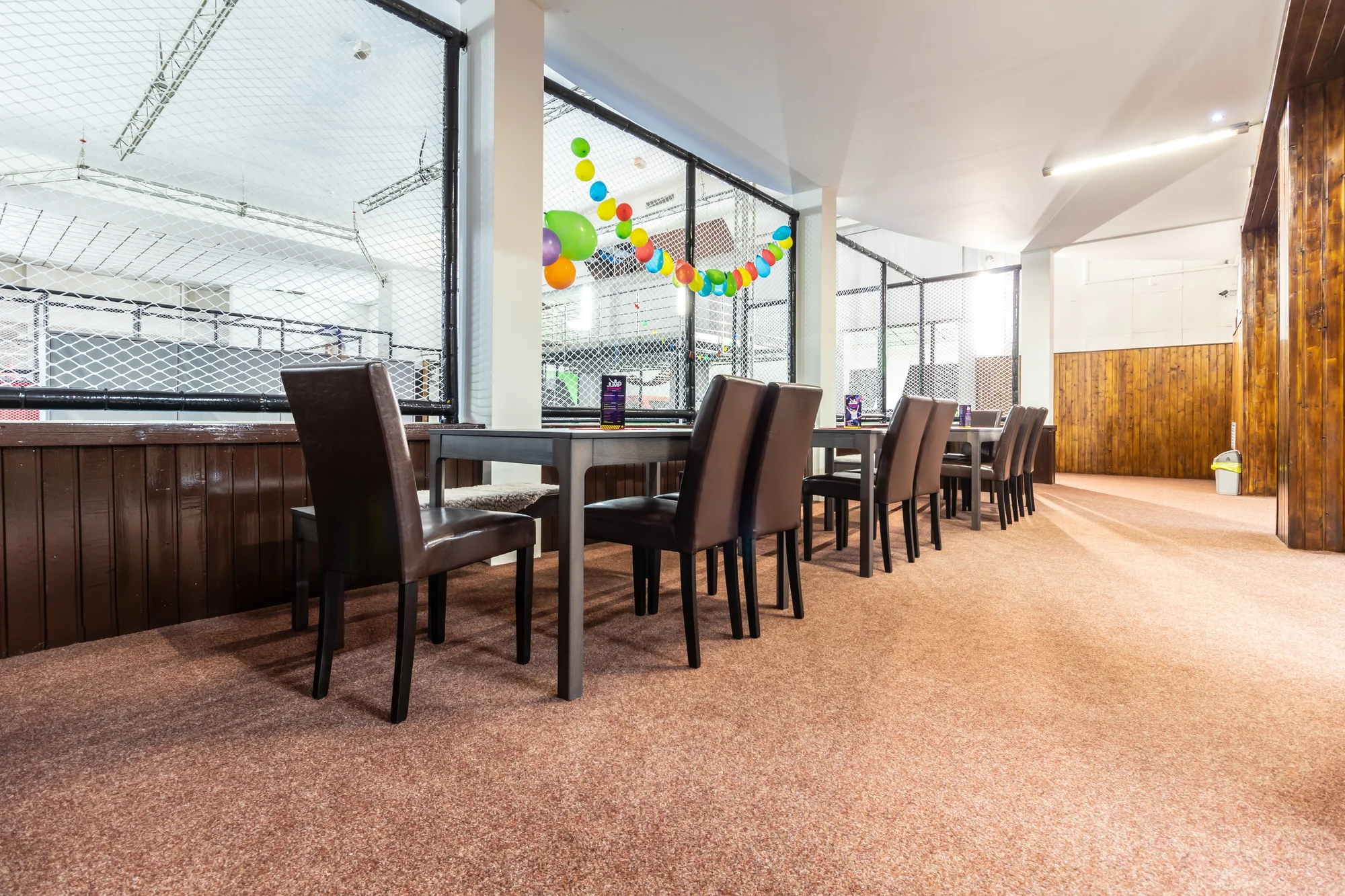 Trampolínový ráj se spoustou atrakcí: 1 nebo 2 hodiny pro malé i velké