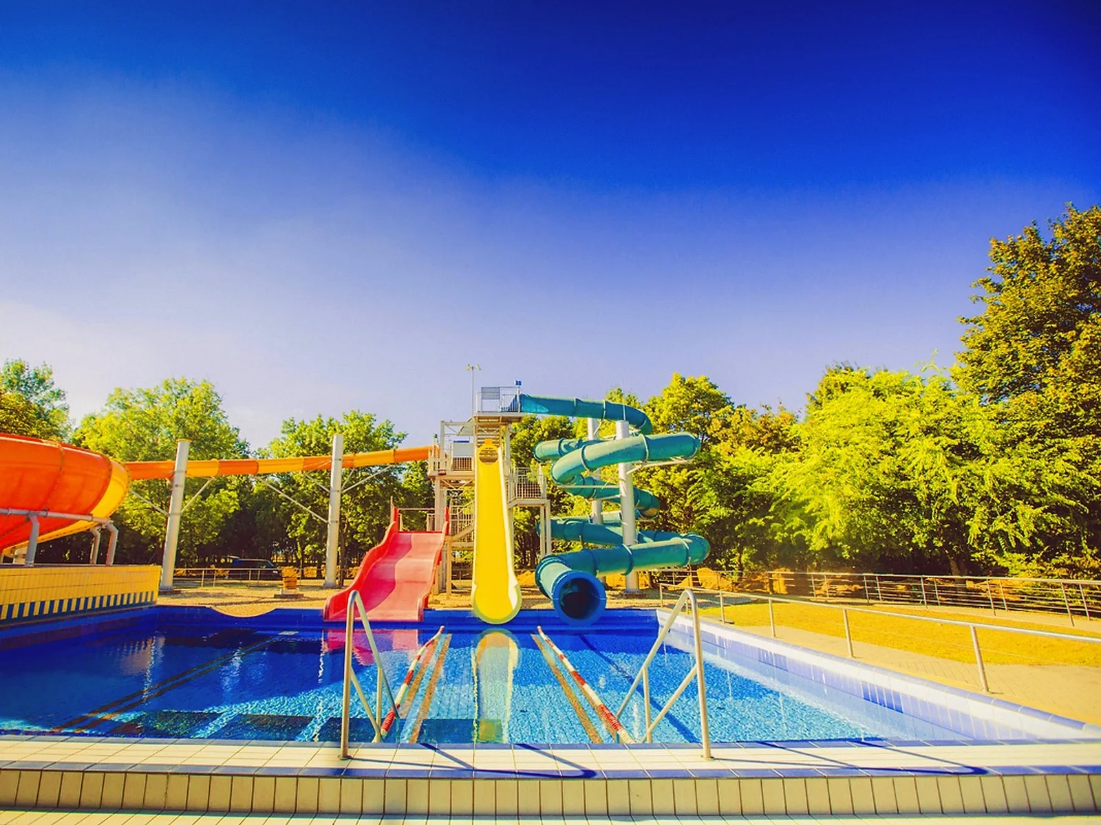 Pohodová dovolená v Maďarsku: apartmány se stravou i bez, vstupy do lázní Bükfürdő