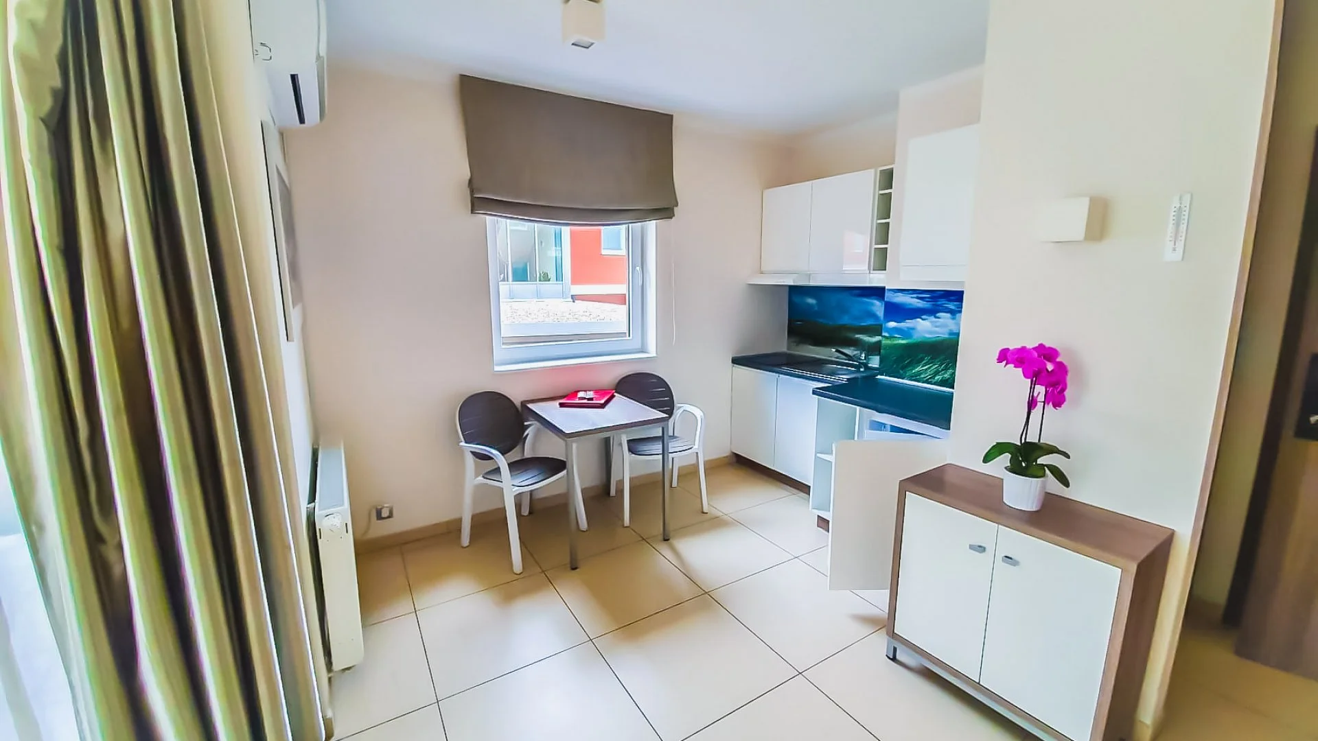 Baltské moře v Polsku: moderní apartmány s polopenzí a až 2 děti s pobytem zdarma