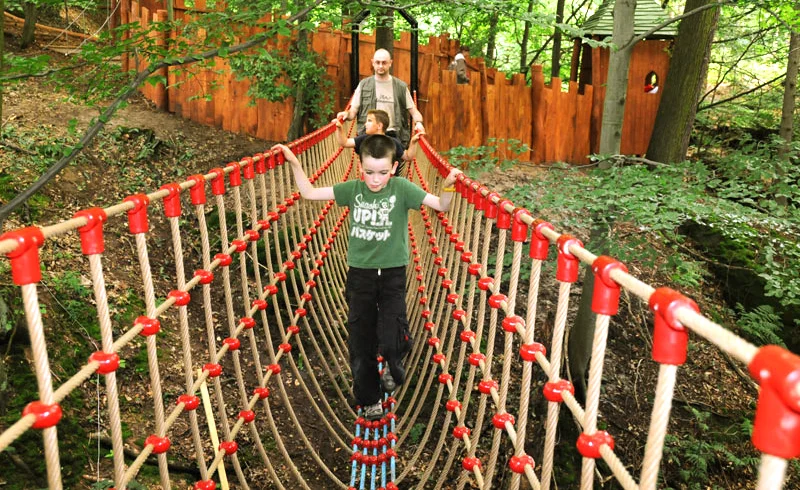 Vstupné do zábavního dětského areálu Šťastná země: přírodní areál s atrakcemi i zvířátky