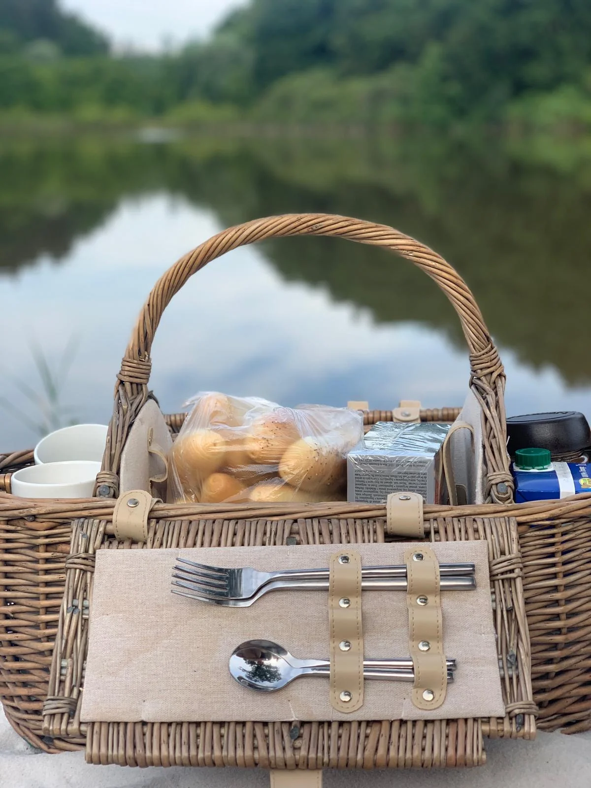 Glamping: vymazlené iglú u Prachovských skal, relax ve wellness s možností snídaňového koše