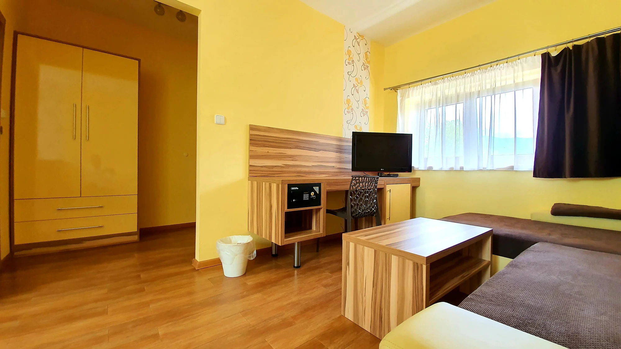 Za turistikou k Bešeňové: útulný hotel se zahradou a dětským hřištěm i hernou, snídaně či polopenze