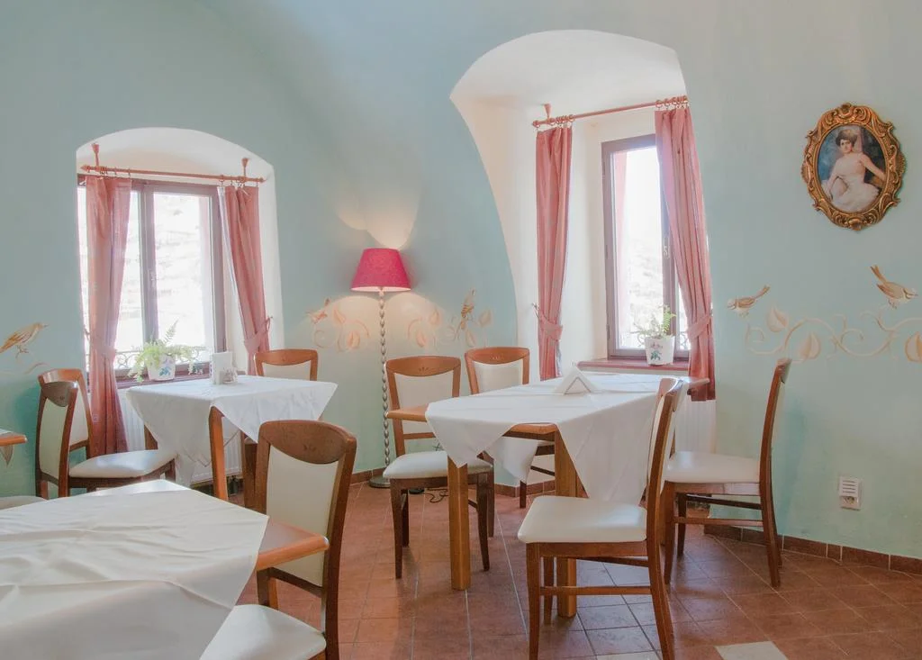 Pobyt v historickém centru Banské Štiavnice: snídaně nebo polopenze a také možnost privátního wellness