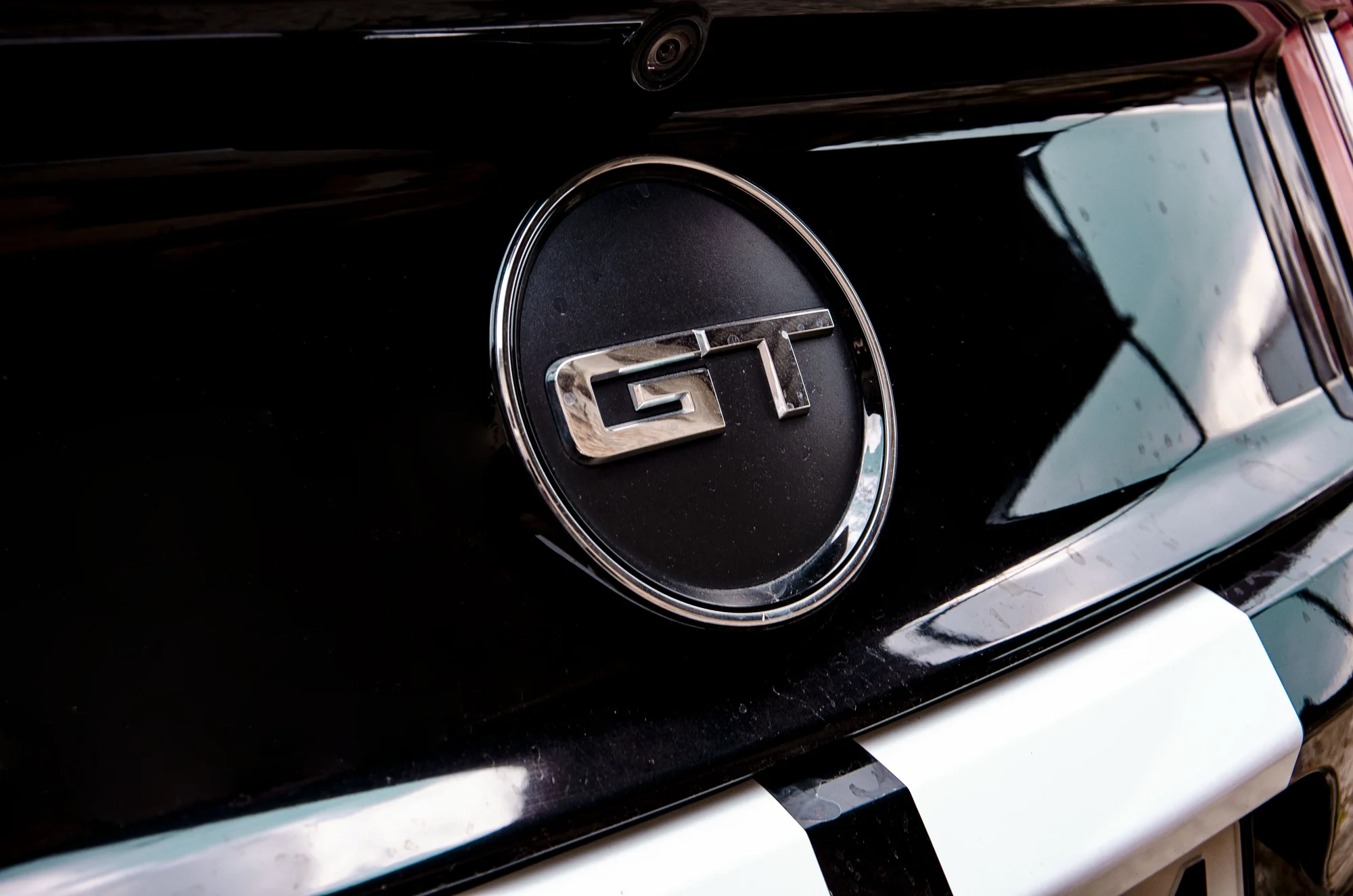 Unikátní zážitek: jízda ve vytuněném Fordu Mustang GT bez intsruktora i se spolujezdcem zdarma