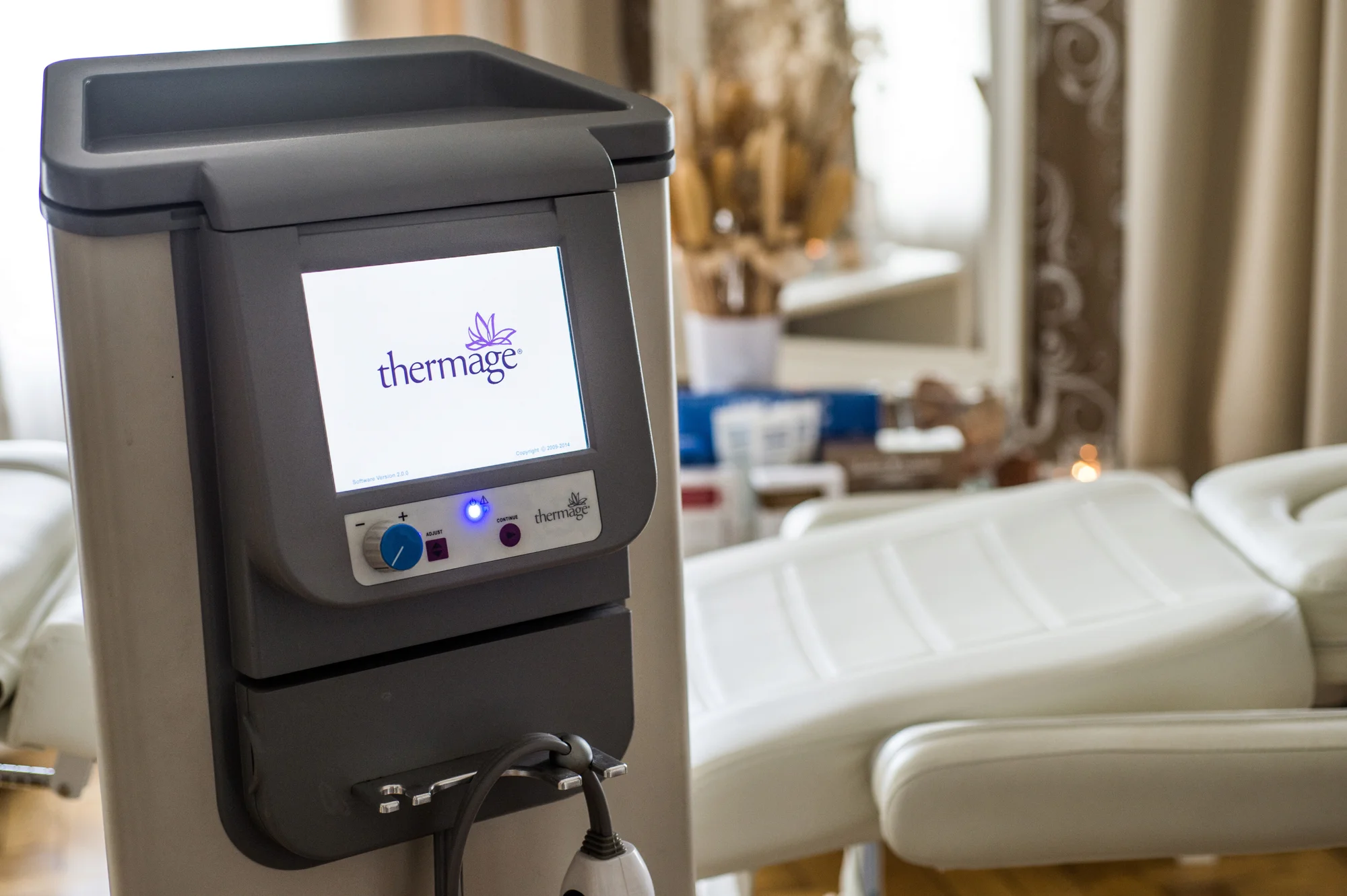 Omládněte o pár let: neinvazivní účinný lifting CPT Thermage nebo EMfacelift