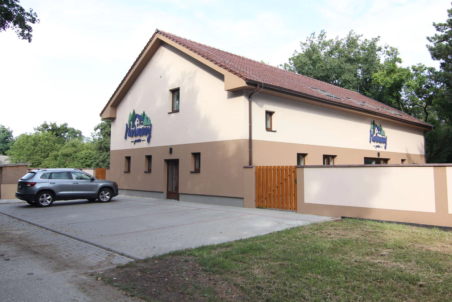 Dovolená v Lednici: penzion v parku, snídaně, privátní wellness a bazén