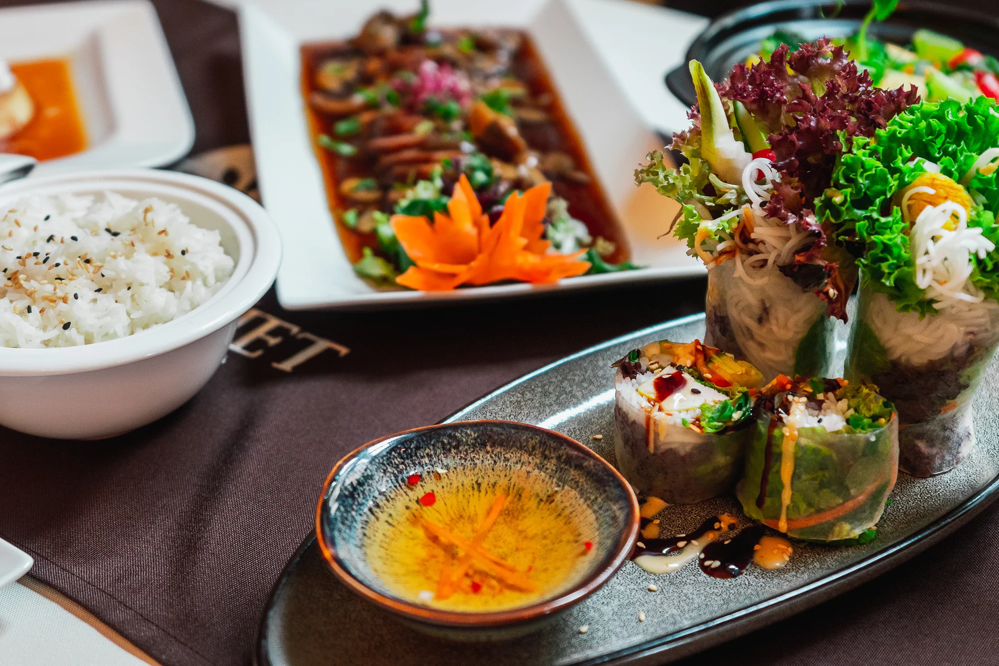 Otevřený voucher v hodnotě 500 či 1 000 Kč na sushi a další asijské speciality