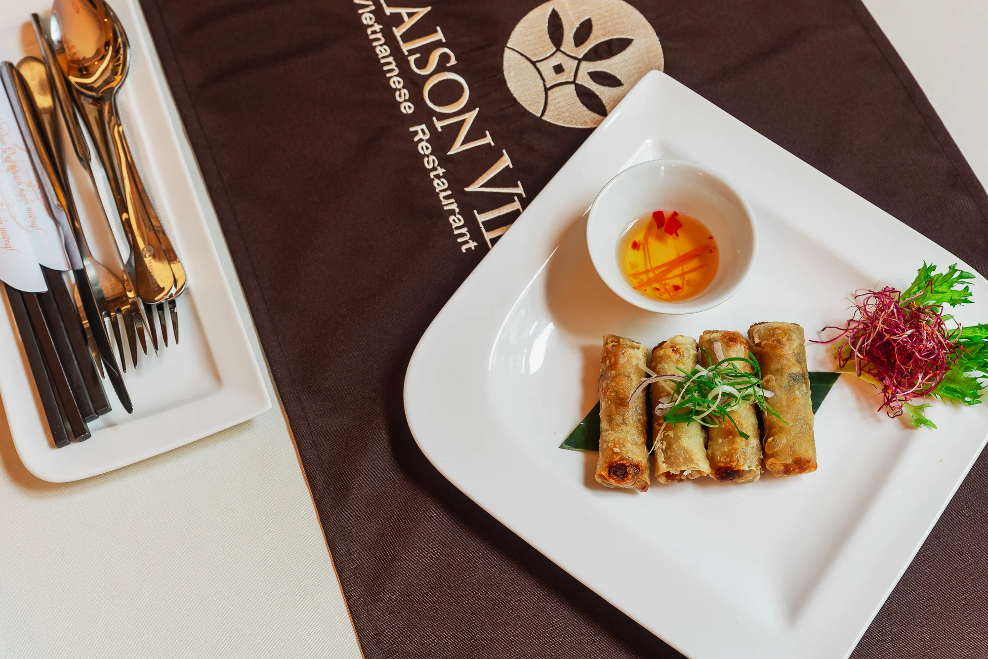 Otevřený voucher v hodnotě 500 či 1 000 Kč na sushi a další asijské speciality