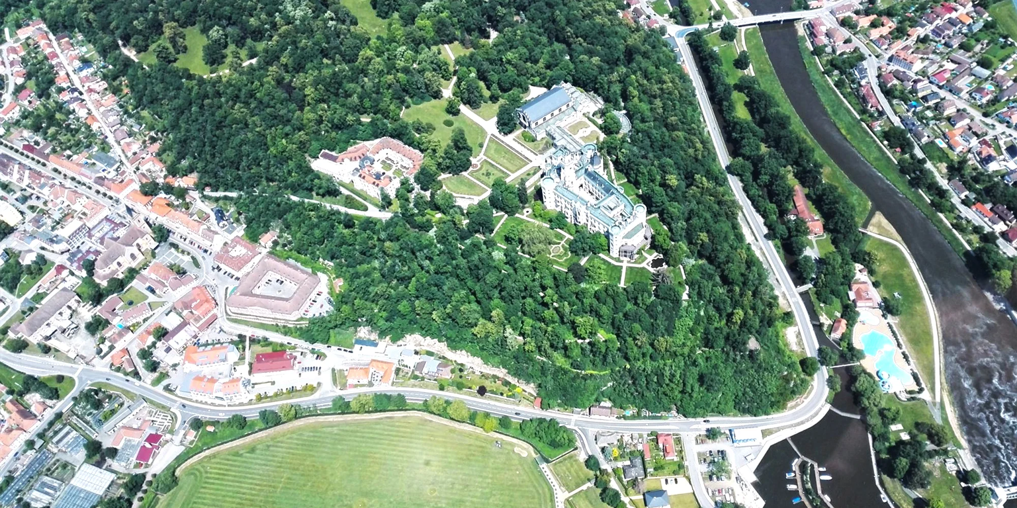 Seznamovací lety nad krásami Šumavy: 30 až 60 min. v letadle Sky Lane pro jednoho