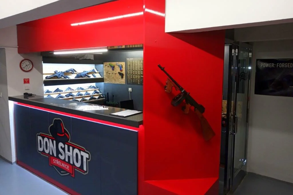 Palba na střelnici Don Shot: 3 zbraně, 30 nábojů a střelba s instruktorem