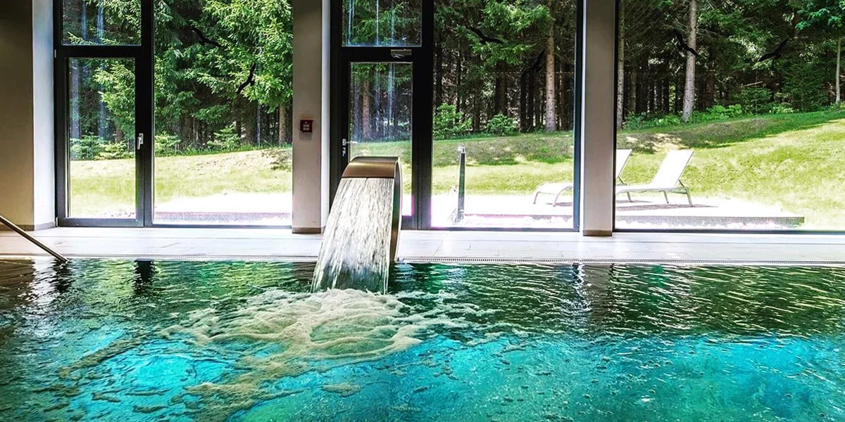 Pobyt na Vysočině s polopenzí a wellness s bazénem a vířivkou