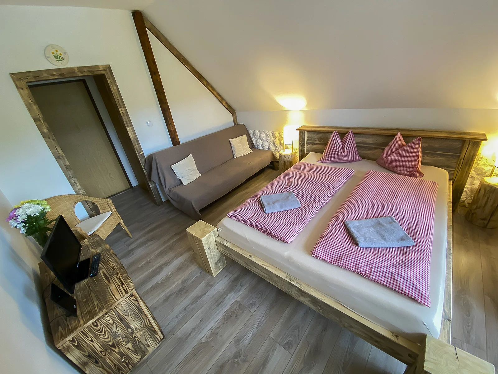 Pobyt v oblíbeném venkovském sídle Gazdovský dvor v Bešeňové s mini wellness