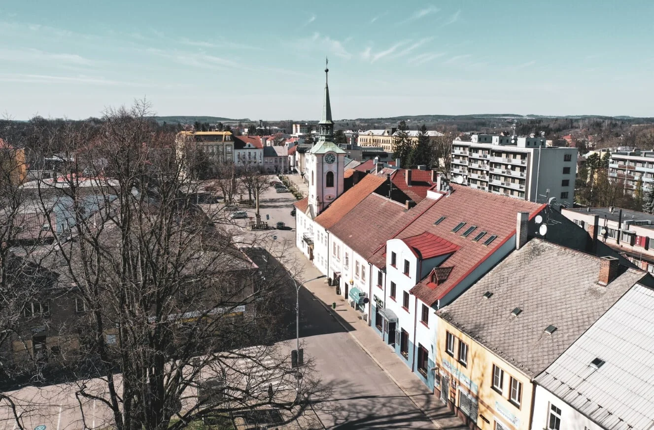 Privátní pivní wellness: koupel, neomezená konzumace piva i infrasauna