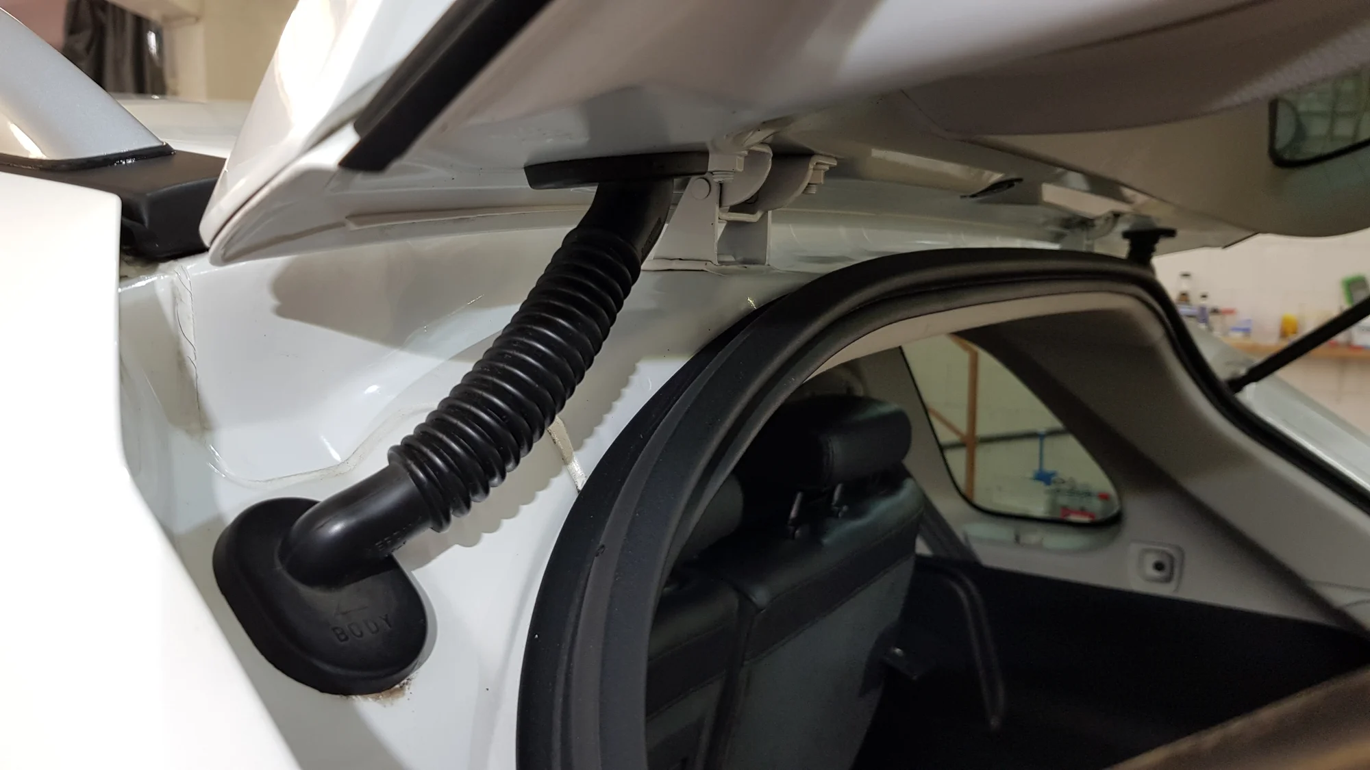 Skvělá péče o auto: otevřené vouchery na veškeré služby ruční Myčky v centru