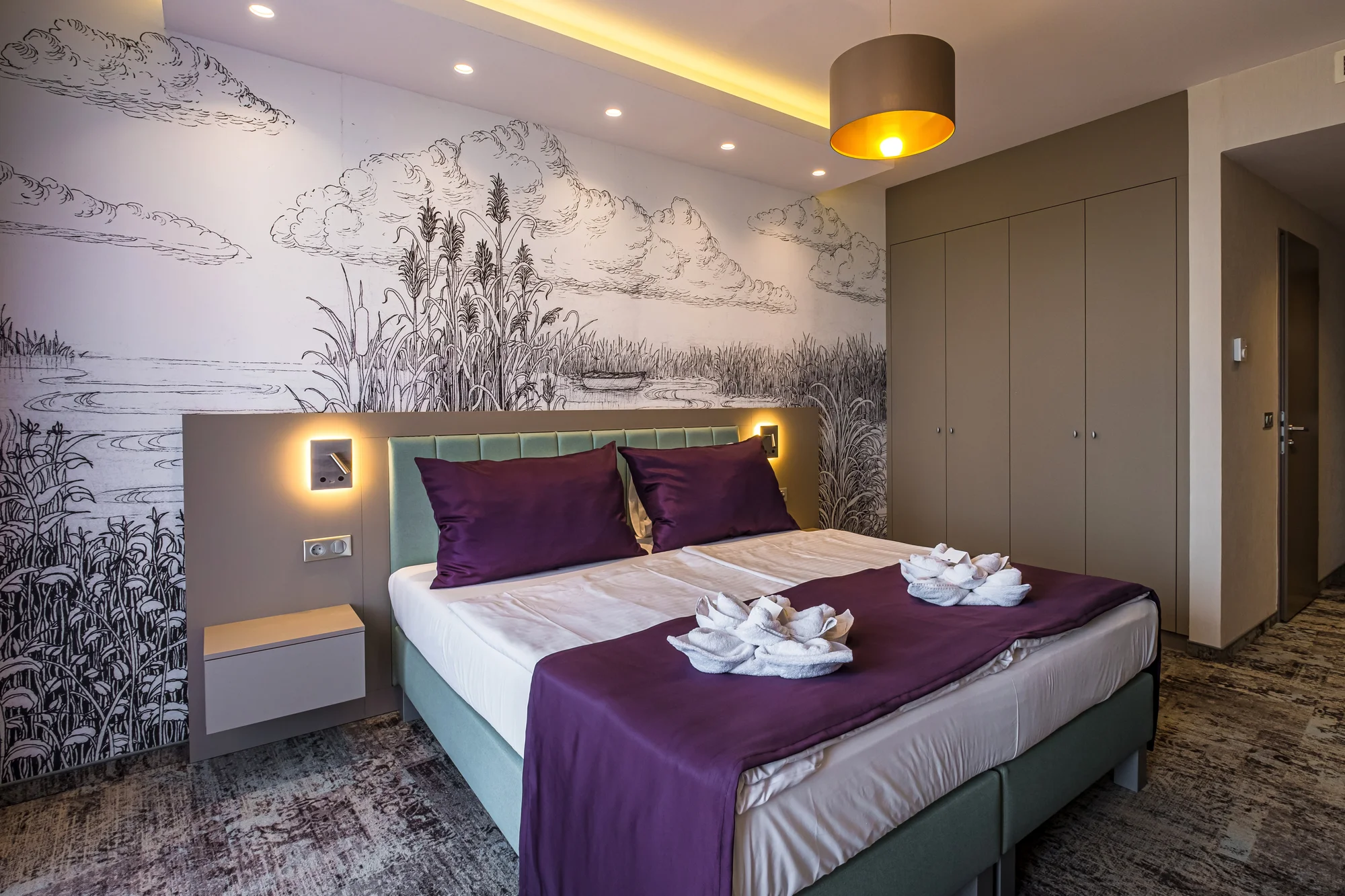 Moderní hotel na břehu Balatonu: polopenze, neomezený wellness i bazény