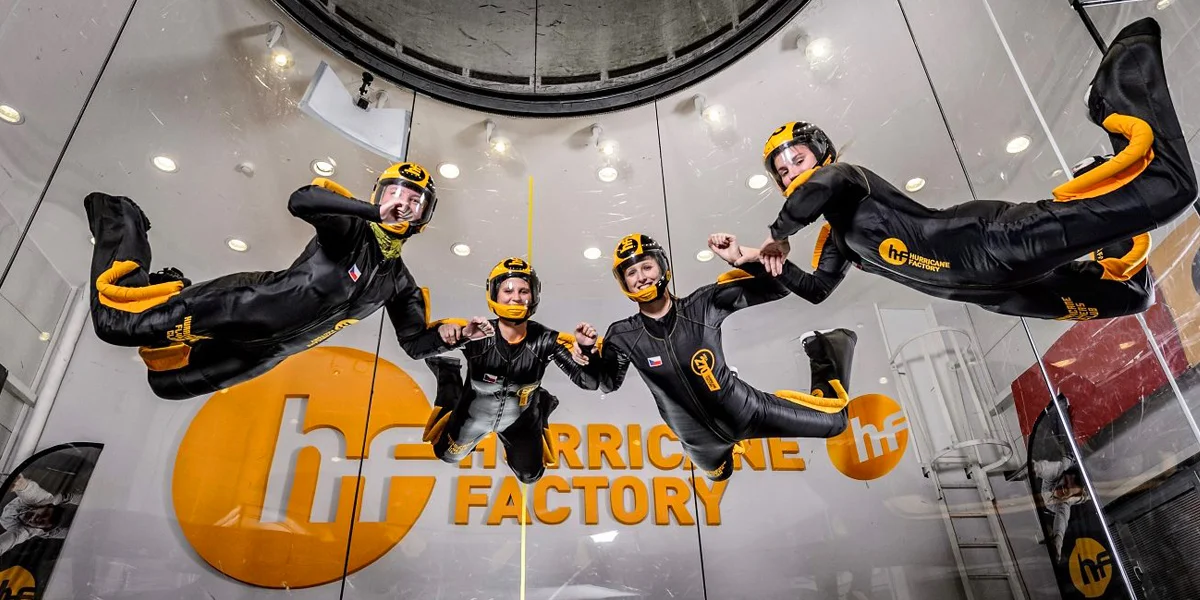 Let ve větrném tunelu Hurricane Factory pro 1 nebo 2 osoby i děti do 15 let