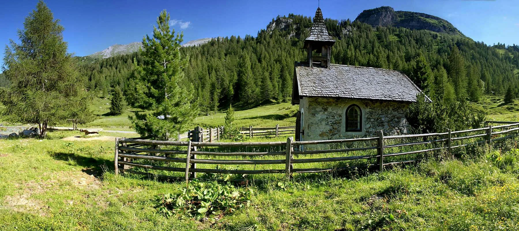 Za aktivním odpočinkem do rakouských Alp: polopenze, wellness a letní karta LungauCard