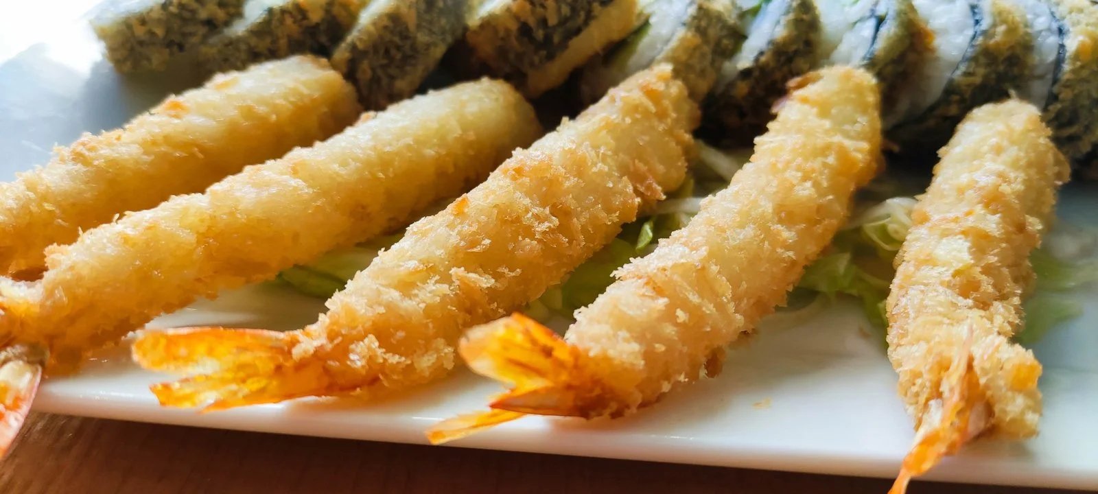 Tempura set o 41 pochoutkách přímo na Stodolní: tradiční japonský pokrm smažený v těstíčku