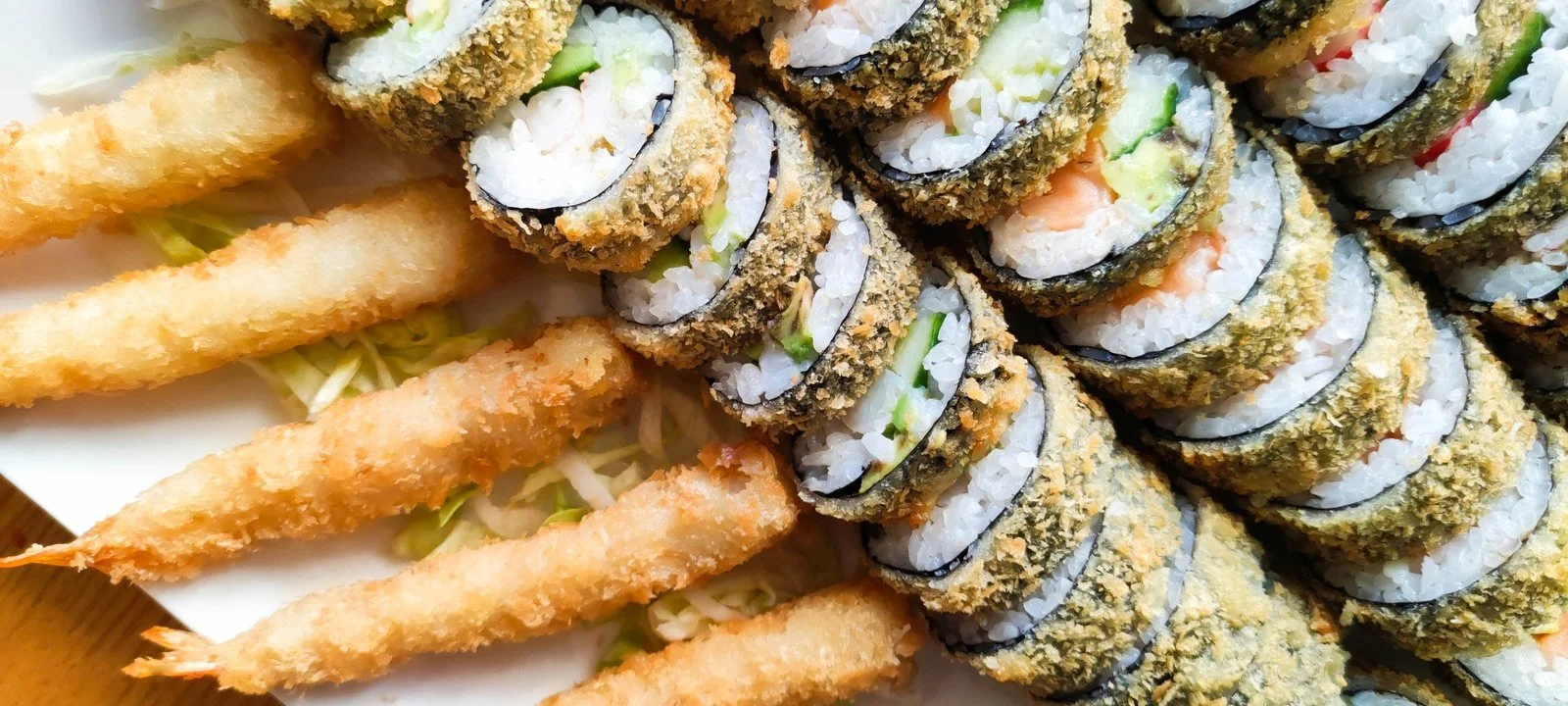 Tempura set o 41 pochoutkách přímo na Stodolní: tradiční japonský pokrm smažený v těstíčku