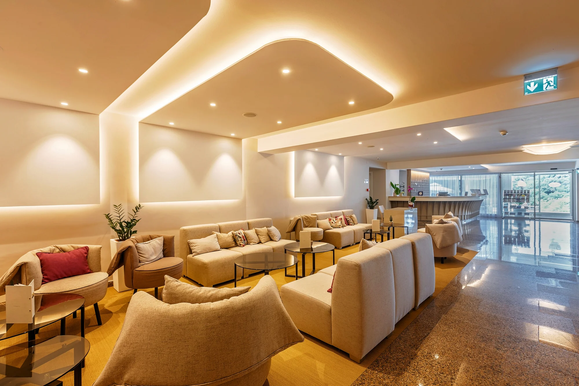 Chorvatská Istrie: 3* hotel v Poreči s all inclusive, 50 metrů na pláž, bazén i sport, first minute slevy