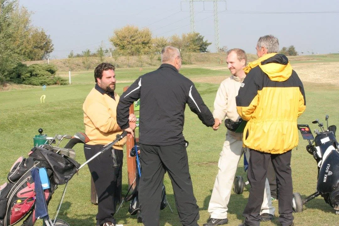 Golfový kurz pro jednoho nebo dva hráče: 120 minut na rozkoukání i 10 hodin včetně certifikátu
