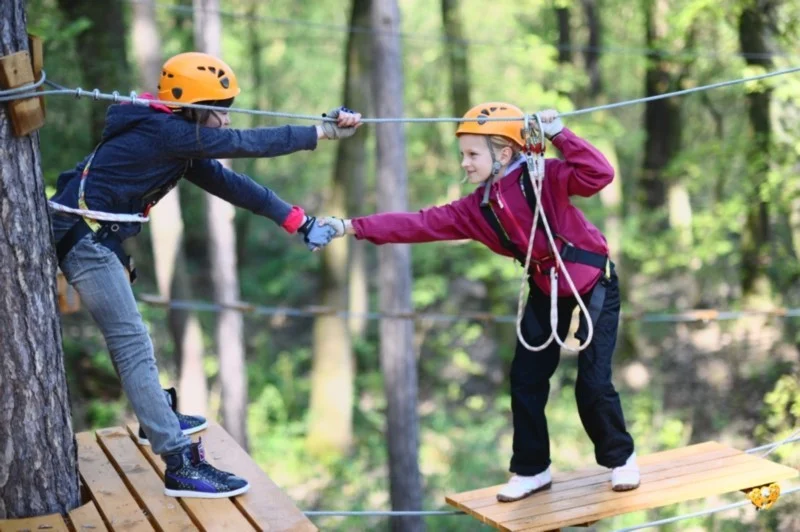 Odlepte se od země: vstupy do lanového centra Jungle Park pro děti i dospělé