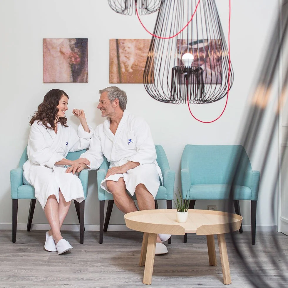 Luxusní 5* hotel v Mariánkách: snídaně či polopenze, neomezeně sauny a bazény i koupel