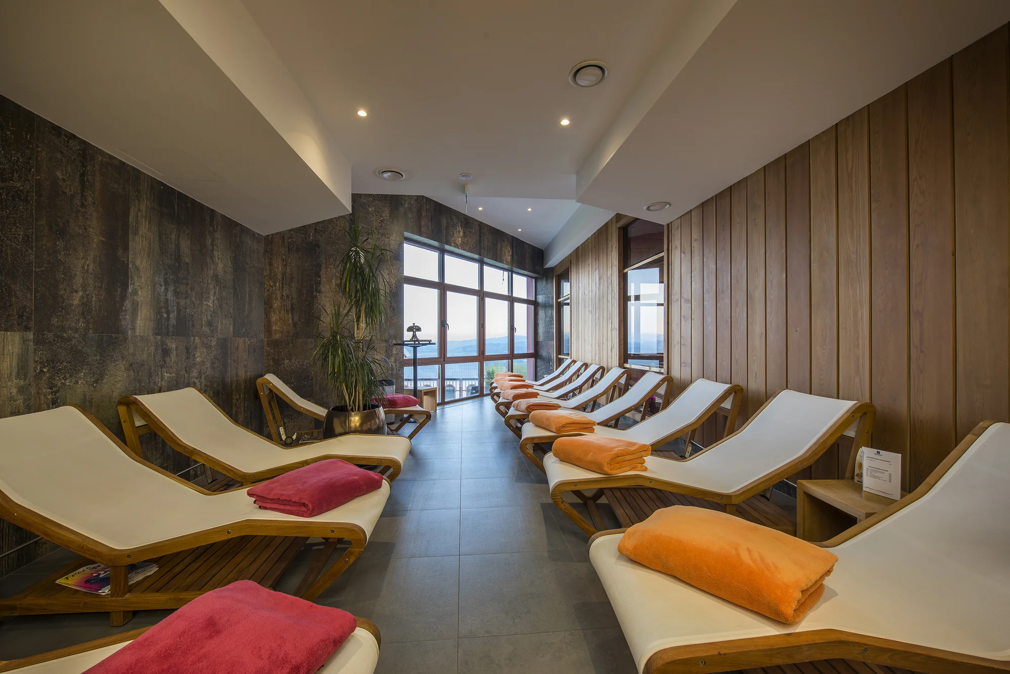 Exkluzivní pobyt v Grand Hotelu Bellevue: wellness s bazénem, polopenze i pokoje s atraktivním designem