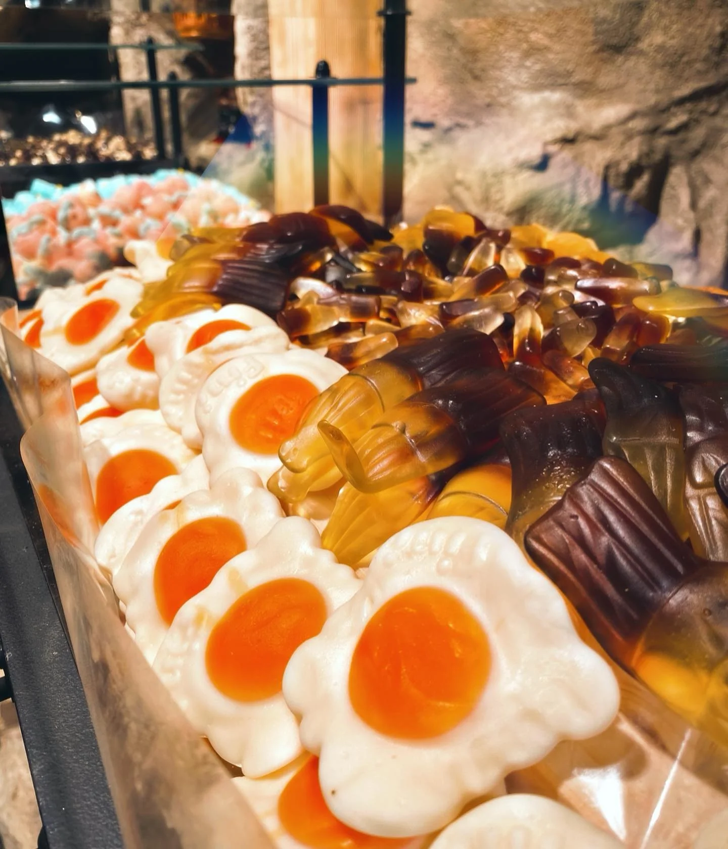 500 či 1000 g sladkostí dle výběru v Candy miners: bonbony, oříšky, ovoce a další sladkosti