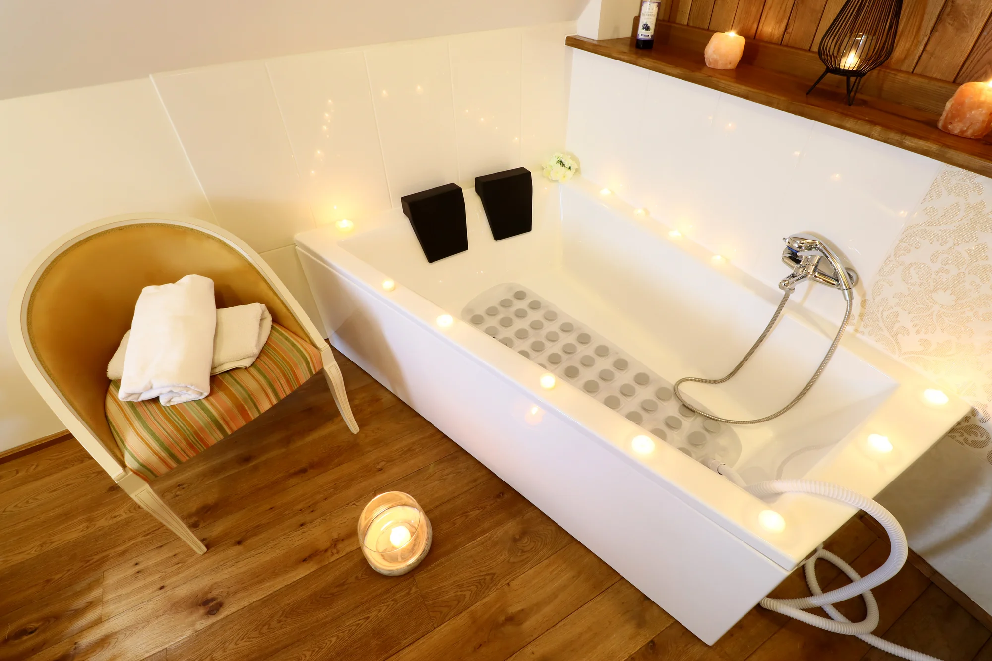 Privátní wellness Štramberk na 60 i 120 minut i možnost masáže a zábalu