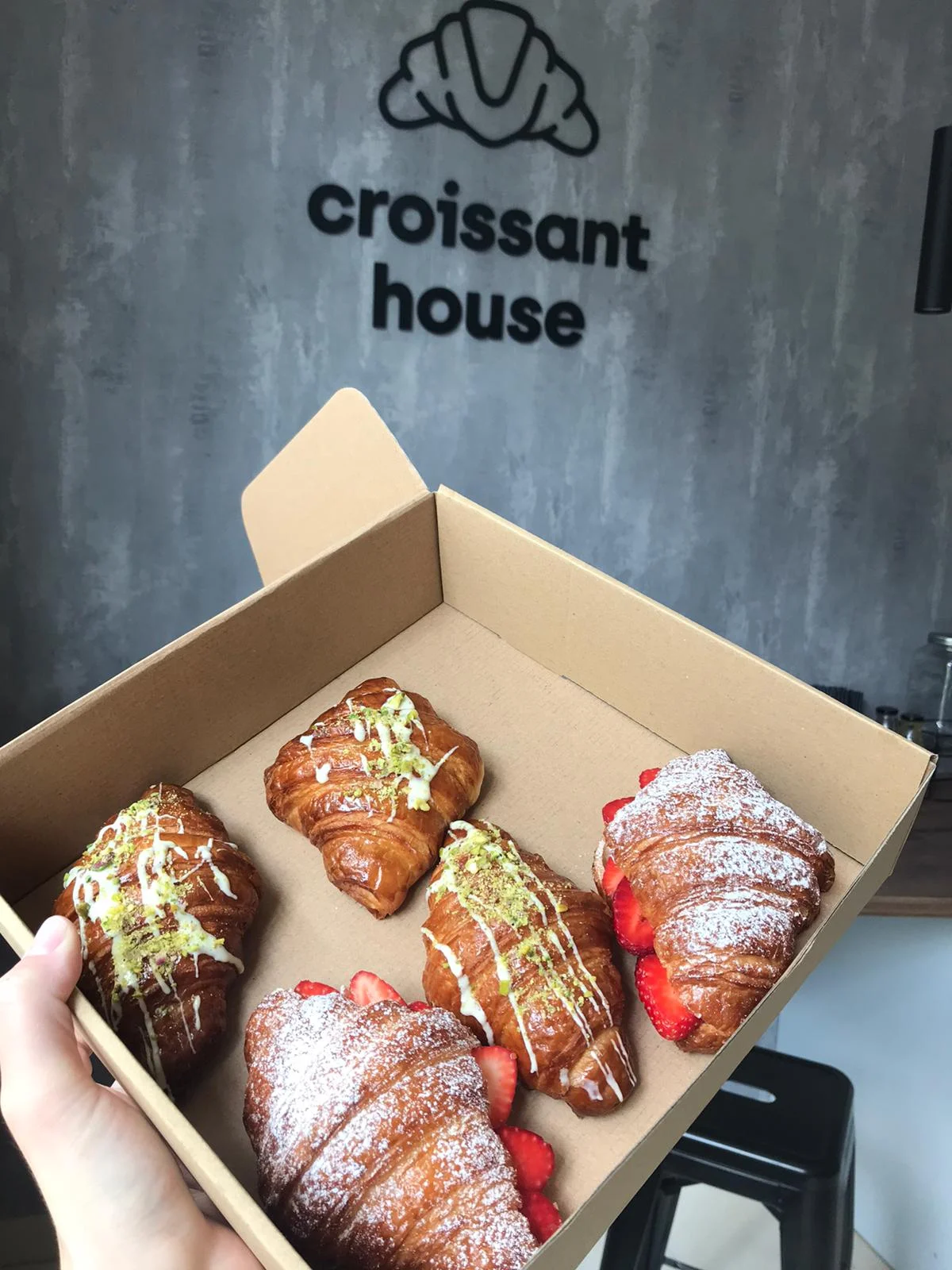 Dobrota ve francouzském stylu: croissant a káva podle výběru pro dva