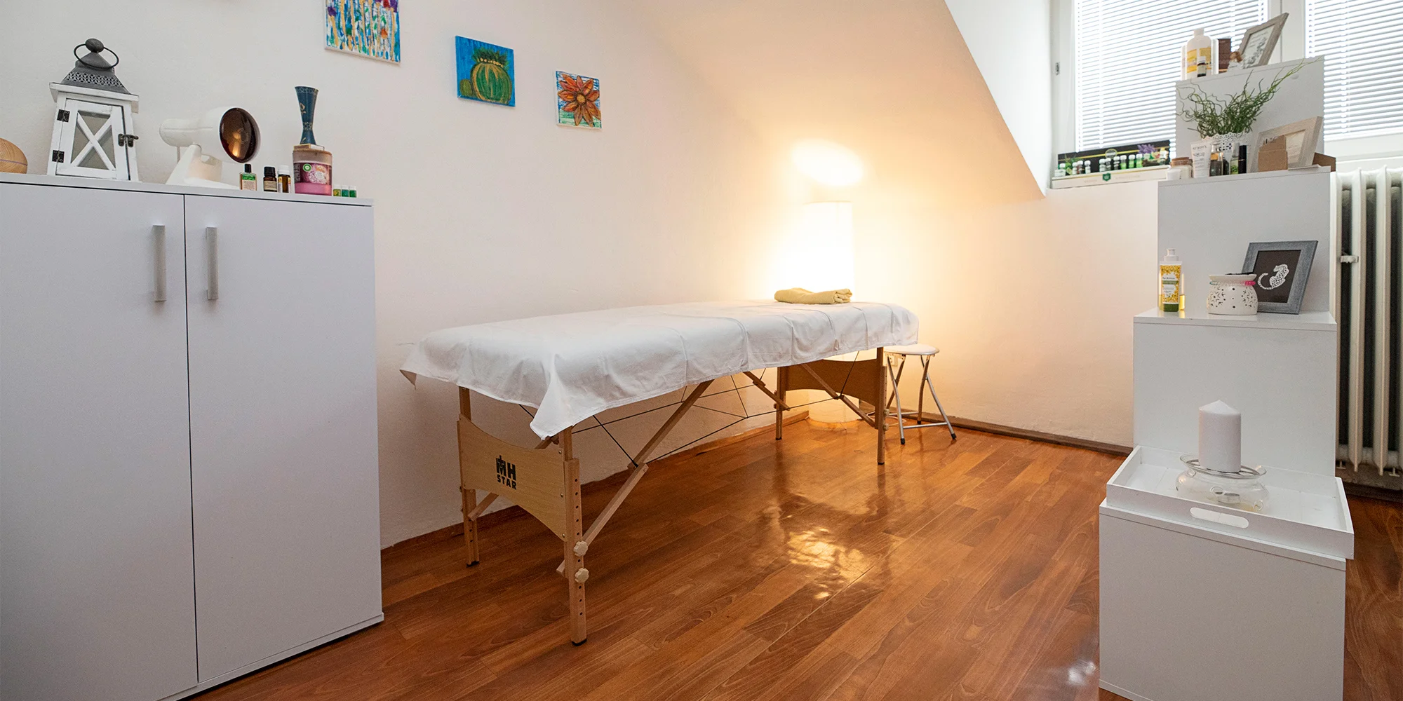 Krásné nohy: pedikúra i s lakem, gel lakem či masáží chodidel