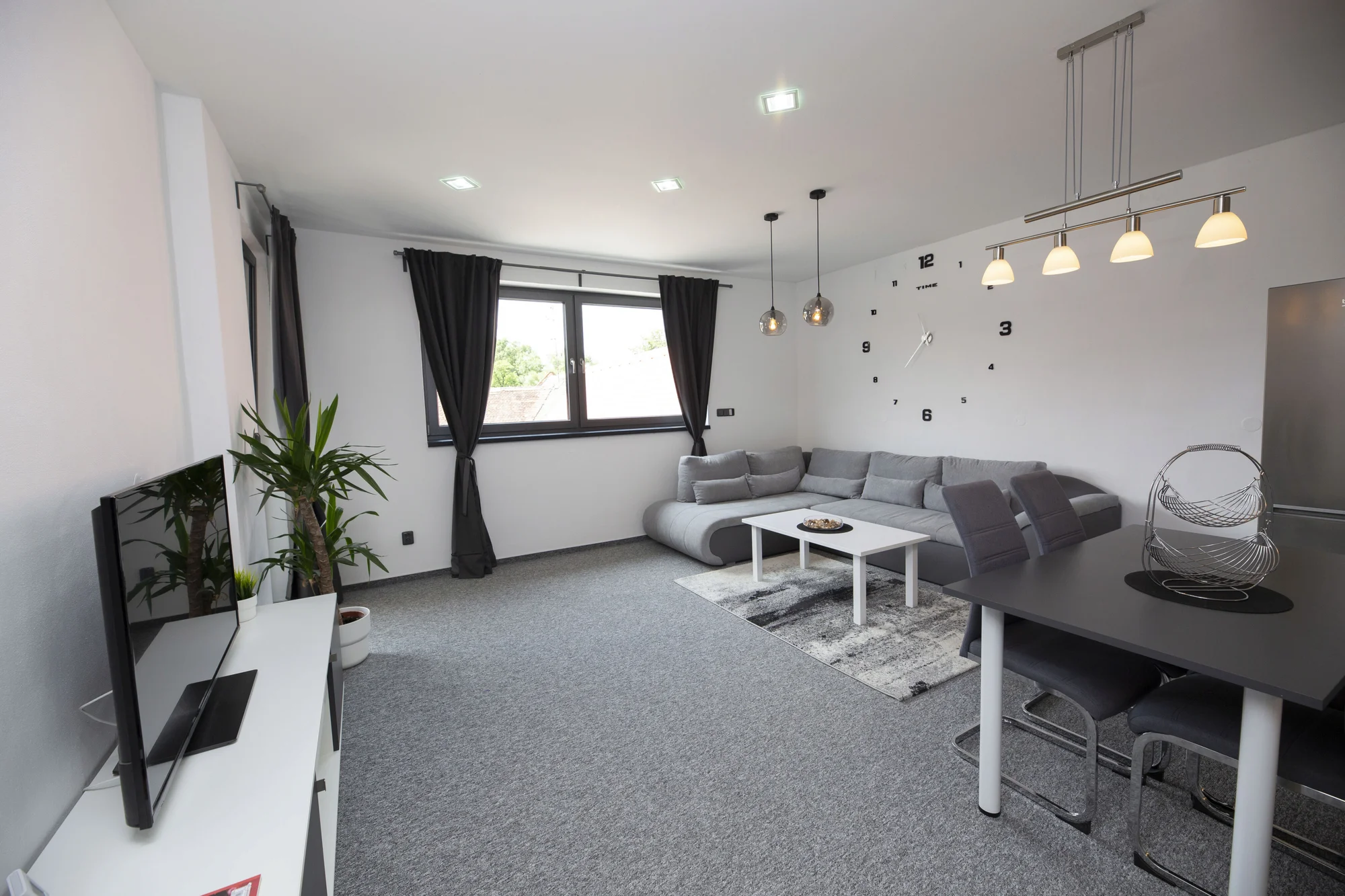Dovolená v Podyjí: nové apartmány pro 2–6 osob, bez stravy, polopenze "sněz, co můžeš" nebo all inclusive i wellness