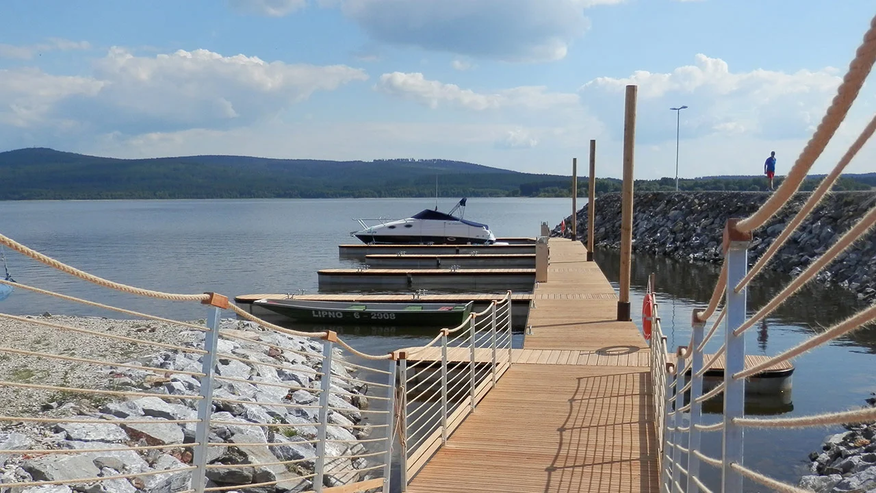 Časově neomezený vstup do wellness a saunového světa na Lipně pro 1 nebo 2 osoby