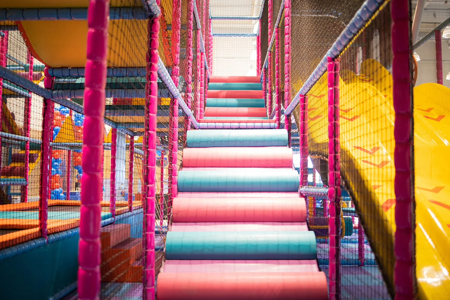Vstup do dětského Cirkus Parku o rozloze 3000 m²: nejmodernější atrakce ve střední Evropě
