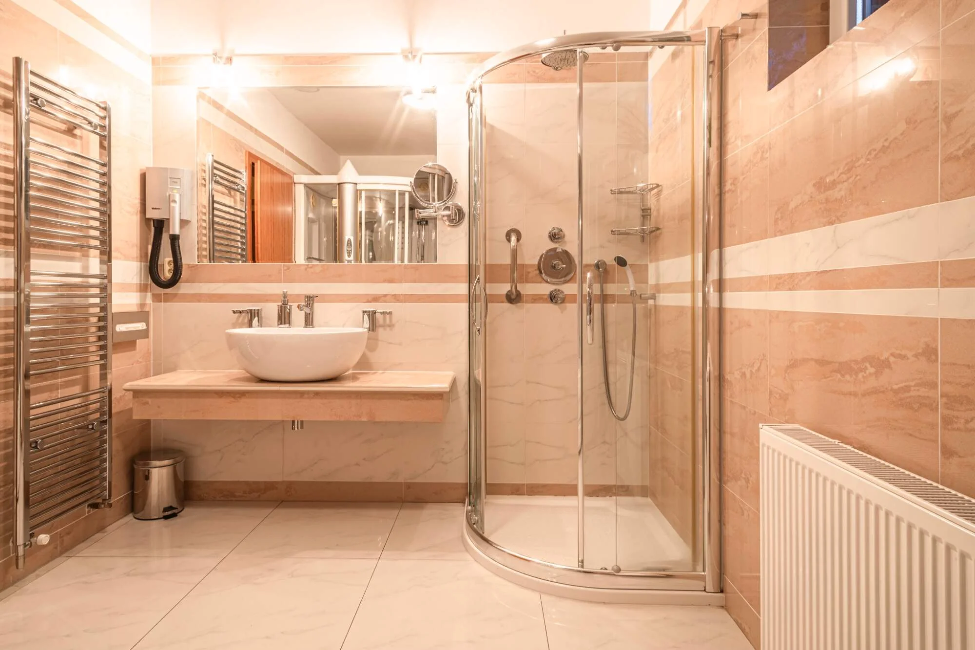 Relax v klidné části Mariánských Lázních: polopenze, wellness a procedury