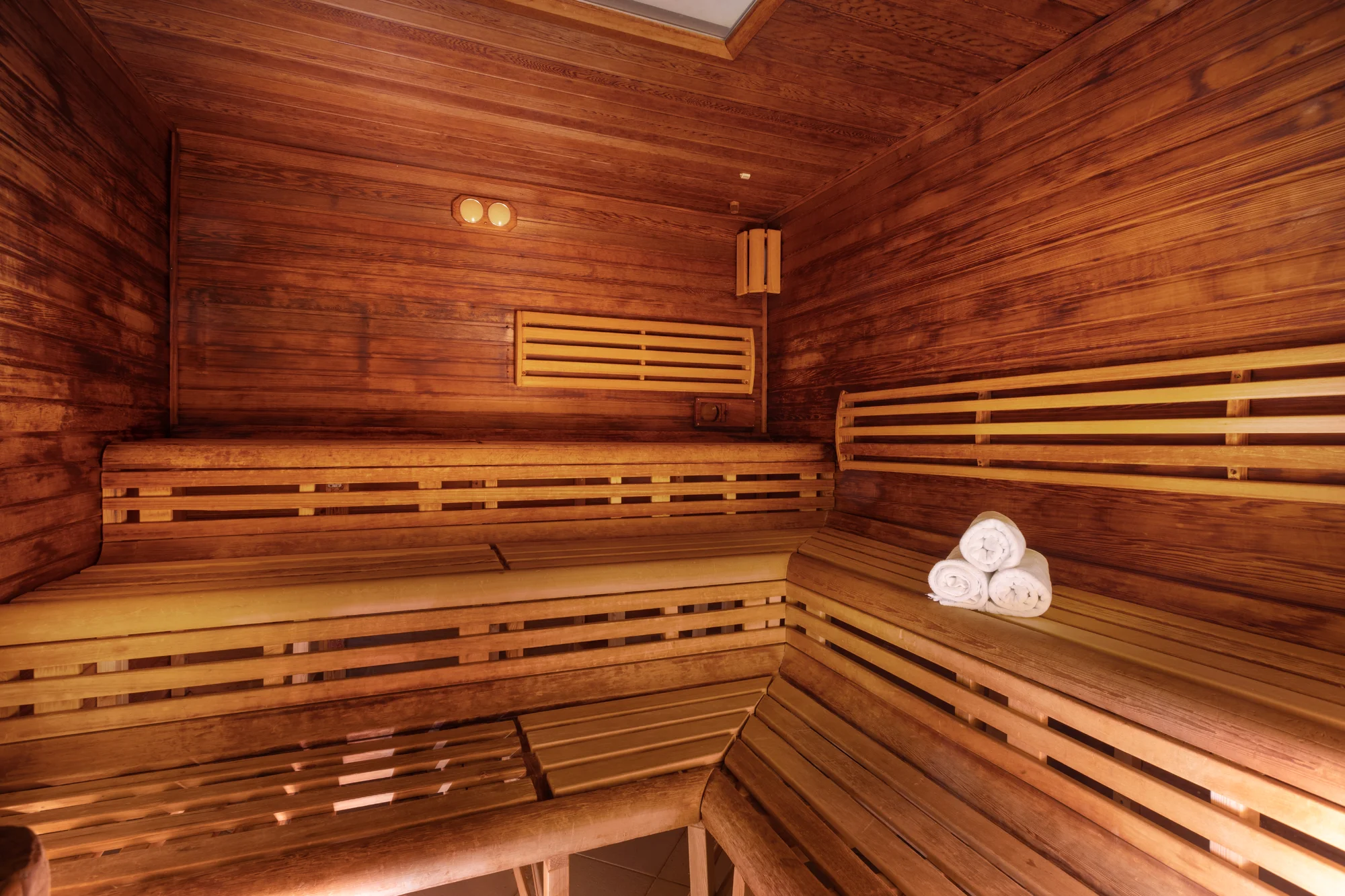 Pobyt v luxusním 5* hotelu v Karlových Varech: neomezený wellness i masáže a koupele