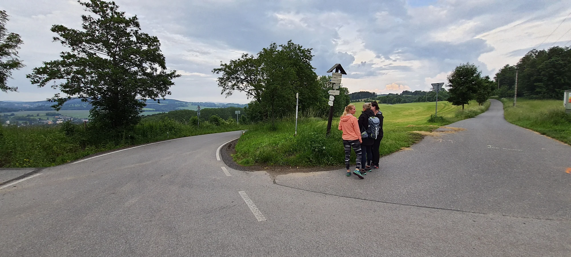 Outdoor unikovka pro 2–12 přátel: najděte se po vysazení na odlišných místech