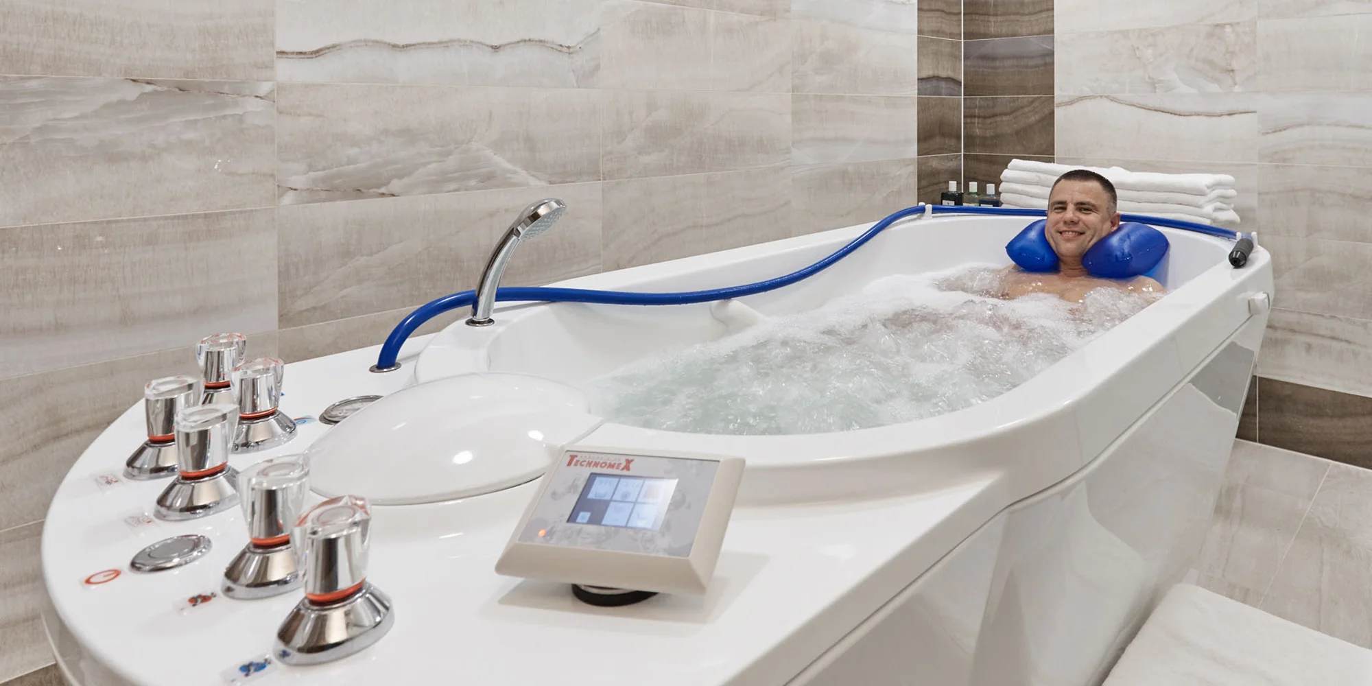 Relax v Karlových Varech: pobyt s jídlem i wellness a lázeňskými procedurami