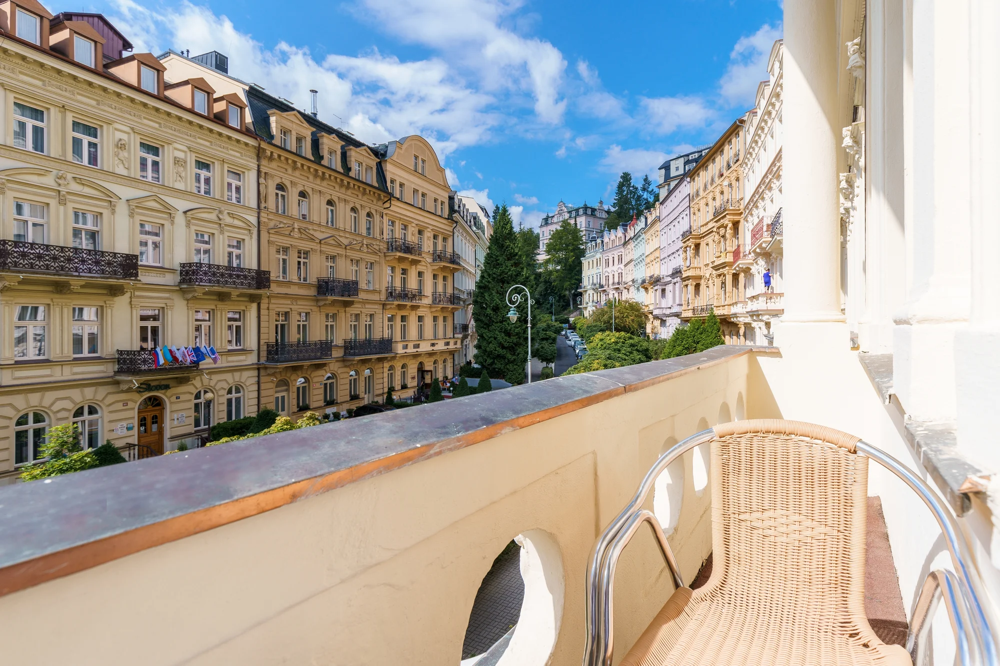 4* pobyt v centru Varů: snídaně nebo polopenze, wellness, procedury i vstupenky