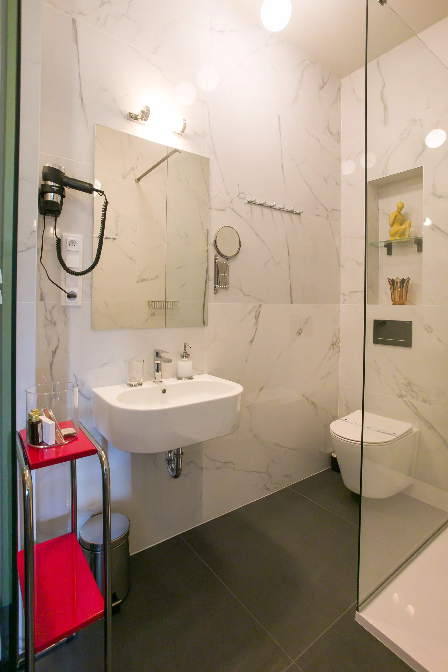 Unikátní ubytování na východě Čech: zrenovovaný hotel, 4 designové pokoje, snídaně i privátní wellness